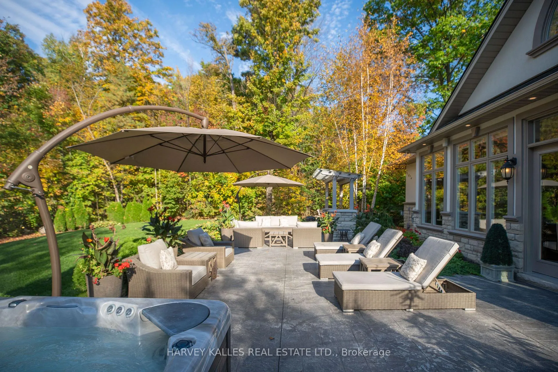 Photo 48 of 6 Georgina Drive, Barrie, North Shore — HOMEH