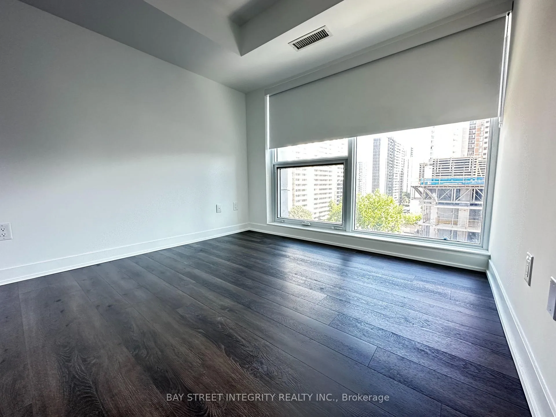 Photo 9 of Unit 802, 609 Sherbourne Street, Toronto, North St. James Town — HOMEH