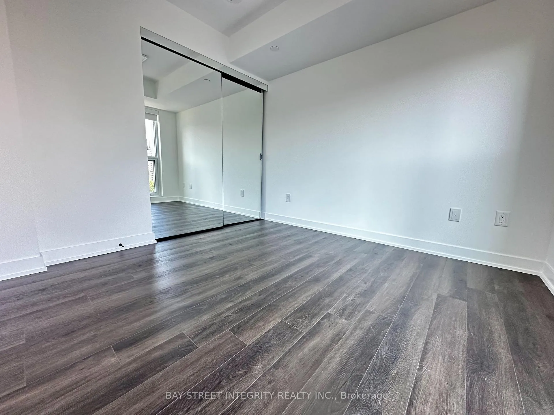 Photo 10 of Unit 802, 609 Sherbourne Street, Toronto, North St. James Town — HOMEH