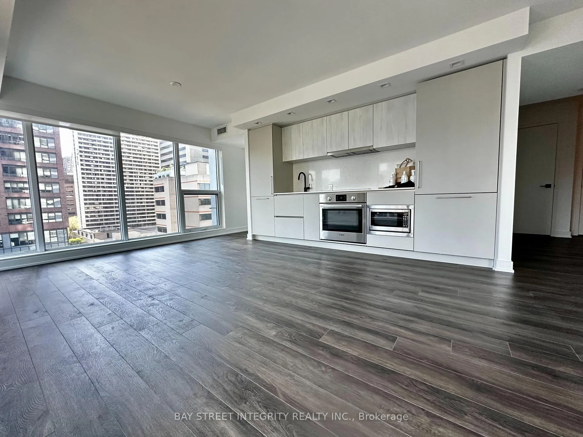 Photo 15 of Unit 802, 609 Sherbourne Street, Toronto, North St. James Town — HOMEH