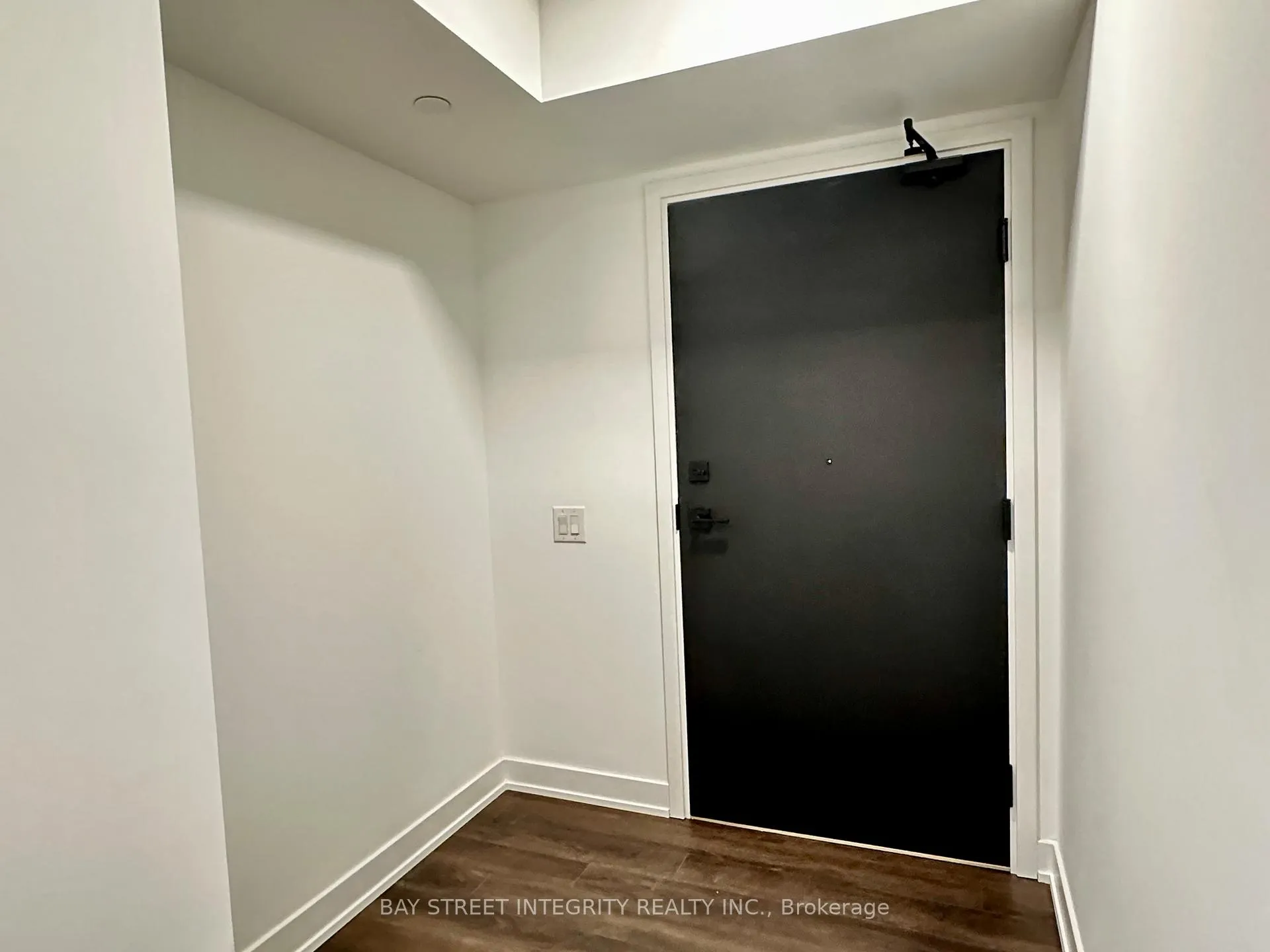 Photo 17 of Unit 802, 609 Sherbourne Street, Toronto, North St. James Town — HOMEH