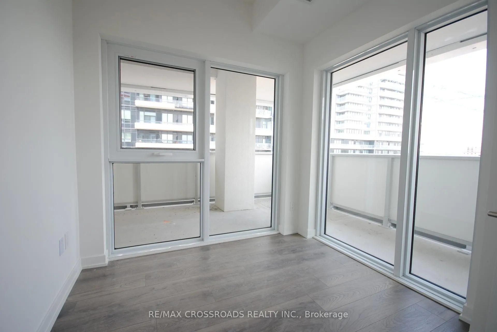 Photo 11 of Unit 417, 1010 Sandy Beach Road, Pickering, Bay Ridges — HOMEH