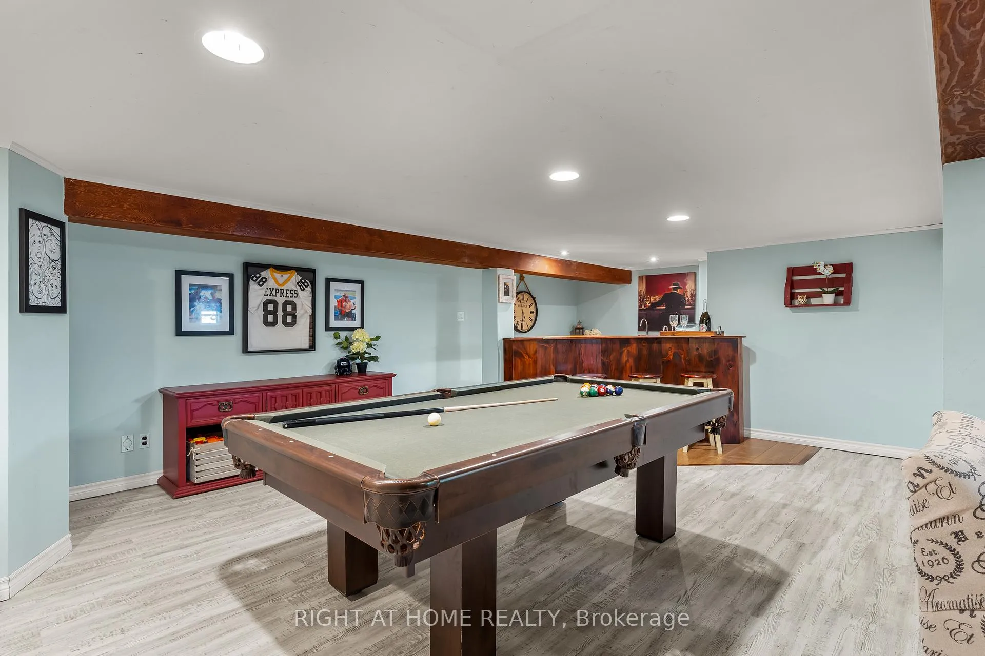 Photo 23 of 102 Paris Street, New Tecumseth, Alliston — HOMEH