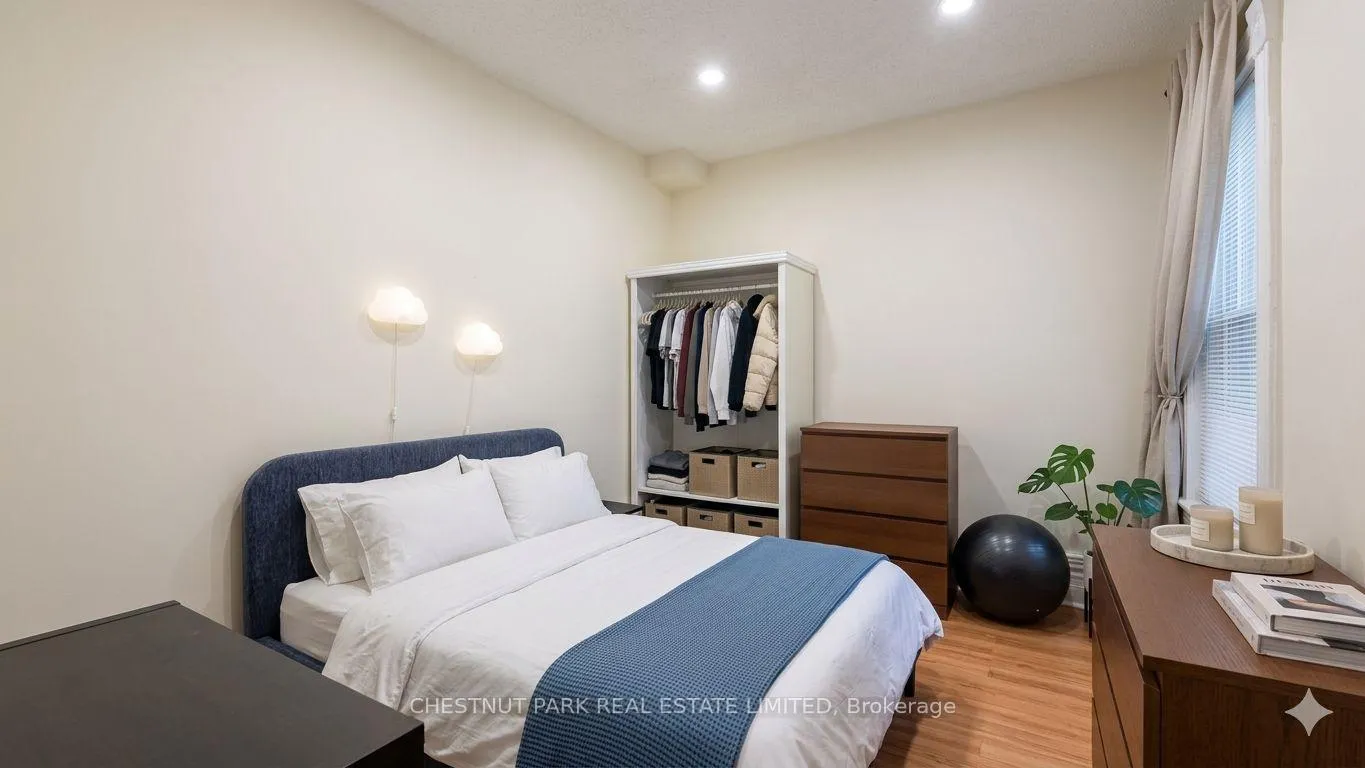 Photo 5 of Unit Unit 1, 149 Gerrard Street E, Toronto, Moss Park — HOMEH