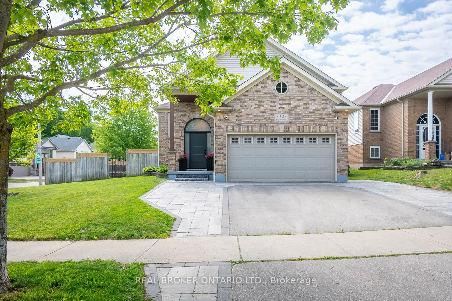 Photo 1 of 12 Kingsley Road, Halton Hills, Acton — HOMEH