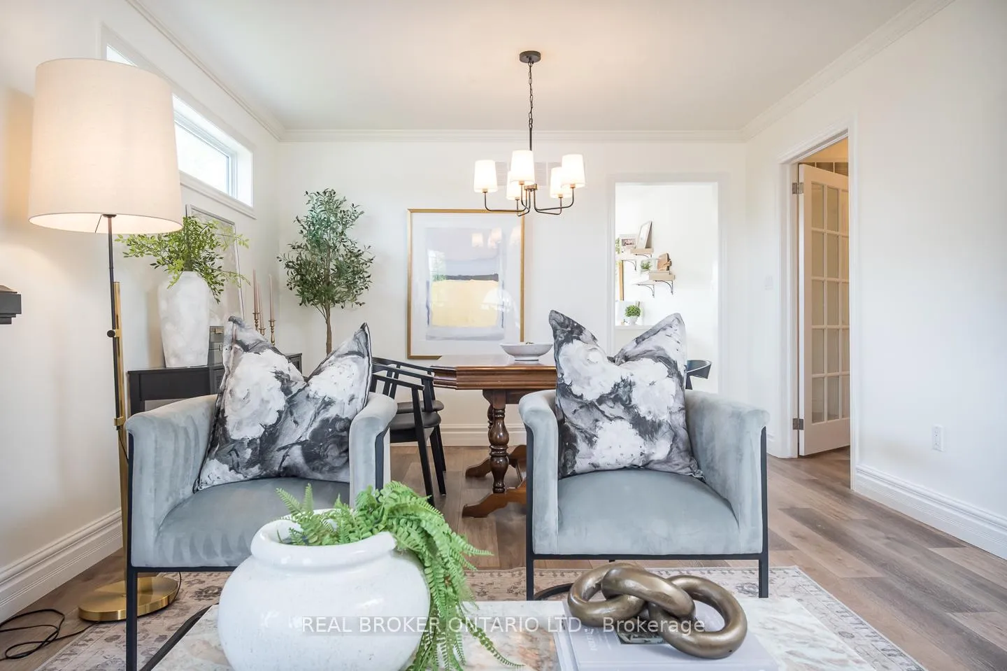 Photo 5 of 12 Kingsley Road, Halton Hills, Acton — HOMEH