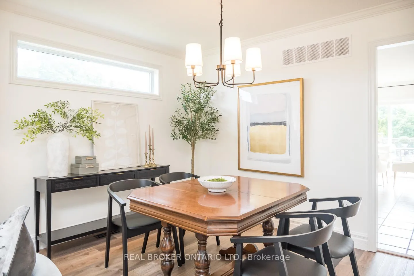 Photo 9 of 12 Kingsley Road, Halton Hills, Acton — HOMEH