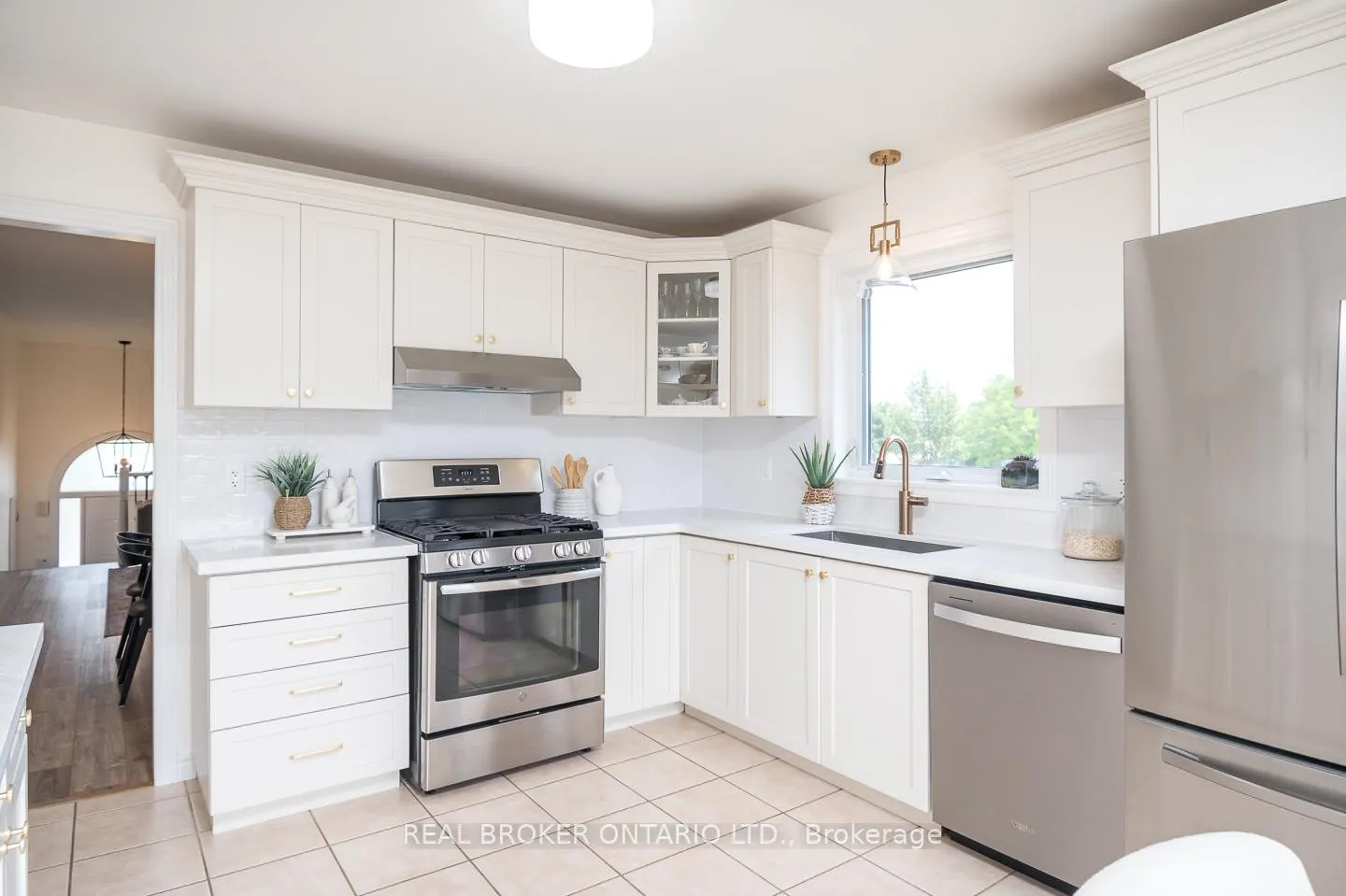 Photo 16 of 12 Kingsley Road, Halton Hills, Acton — HOMEH
