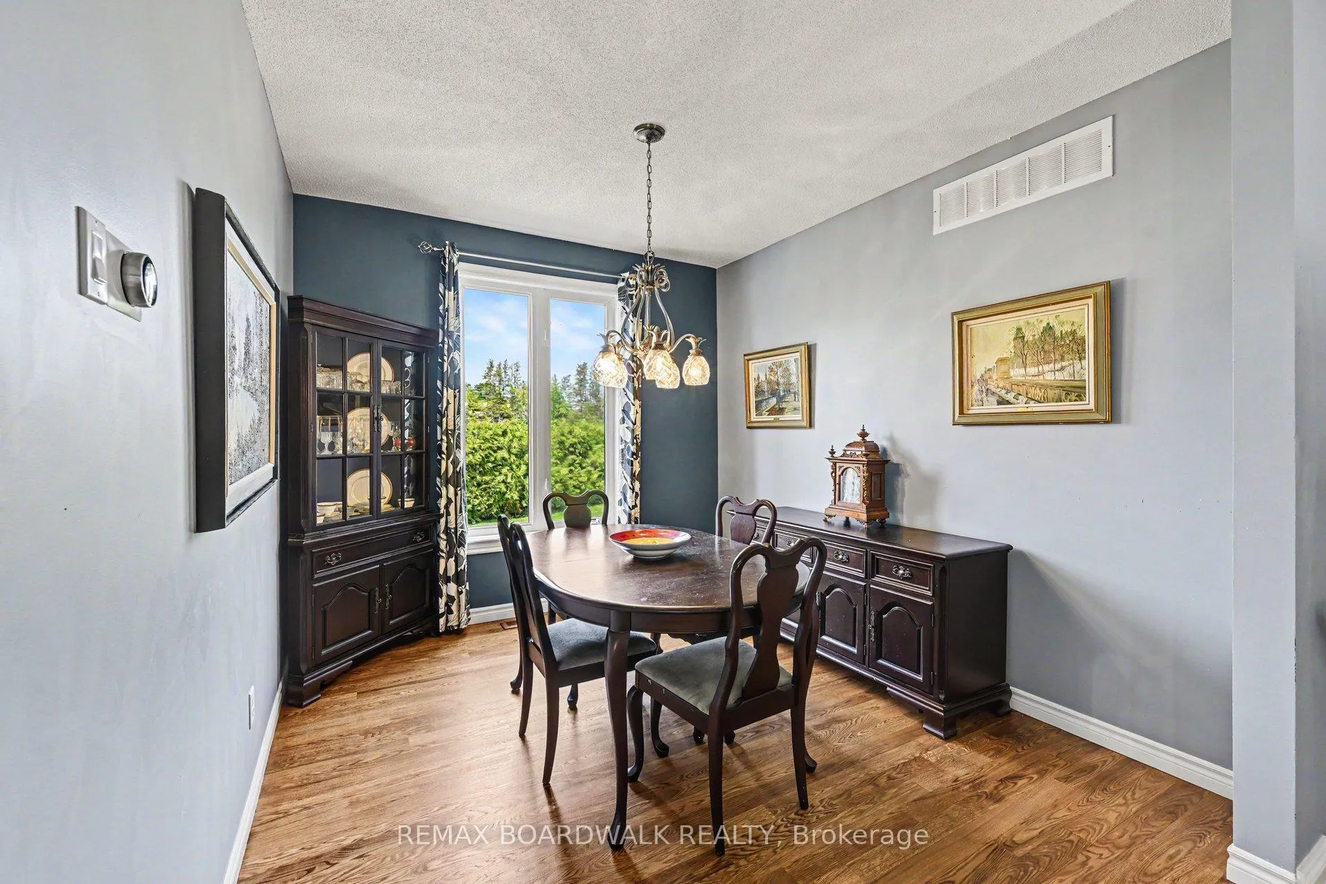 Photo 8 of 24 Samara Place, Ottawa, Stittsville (North) — HOMEH