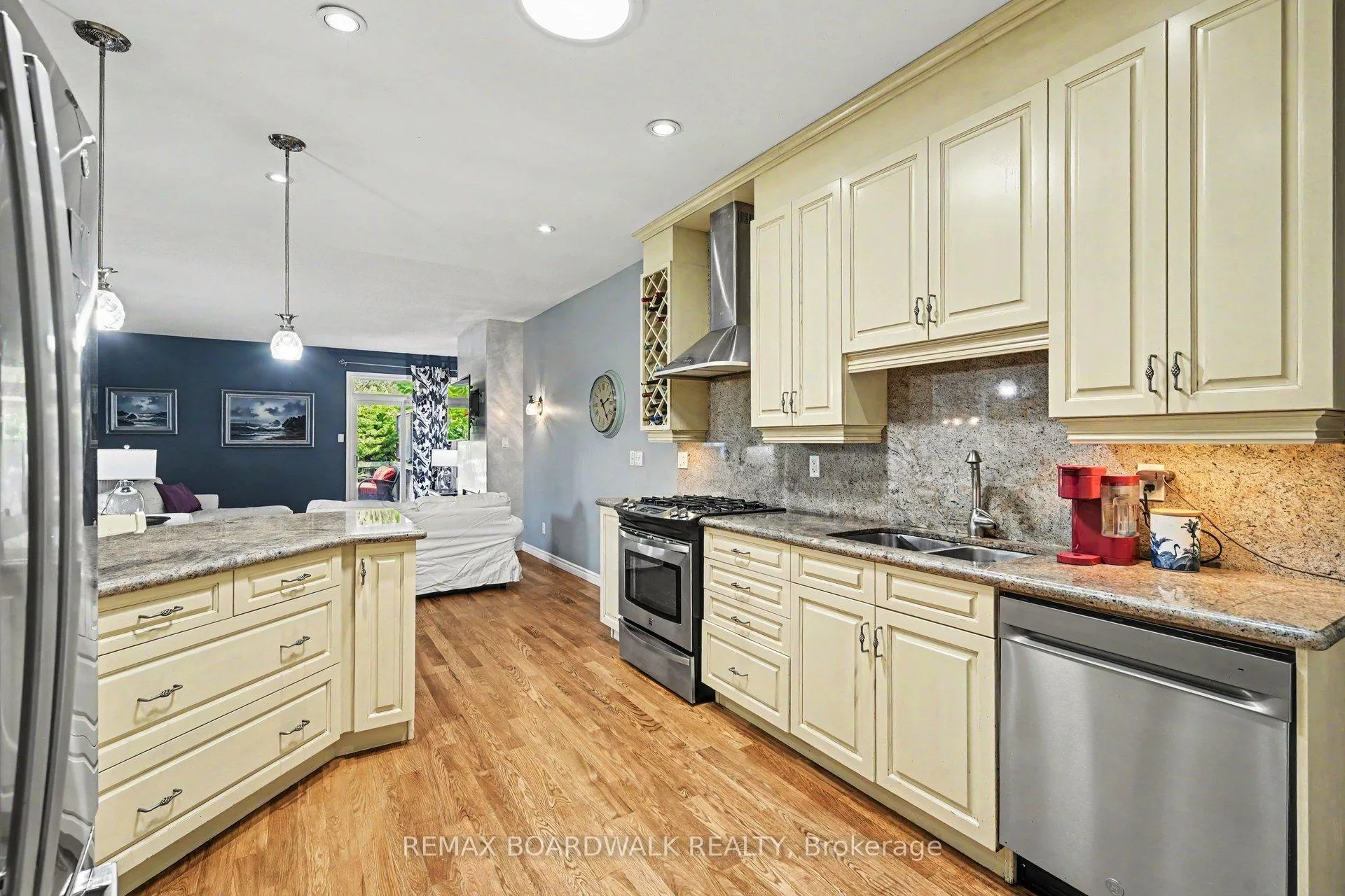 Photo 11 of 24 Samara Place, Ottawa, Stittsville (North) — HOMEH