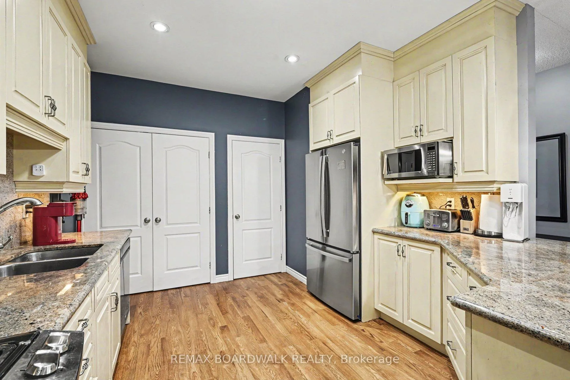 Photo 14 of 24 Samara Place, Ottawa, Stittsville (North) — HOMEH