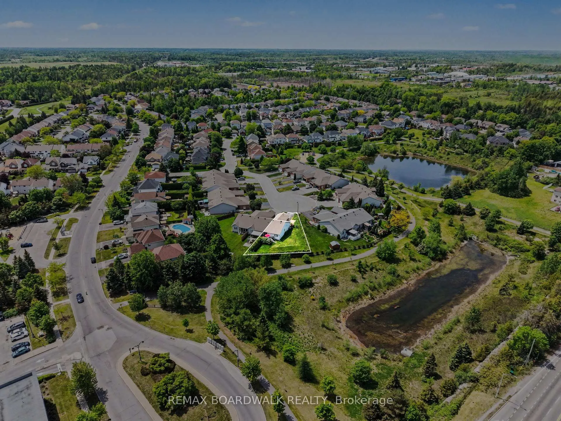 Photo 32 of 24 Samara Place, Ottawa, Stittsville (North) — HOMEH