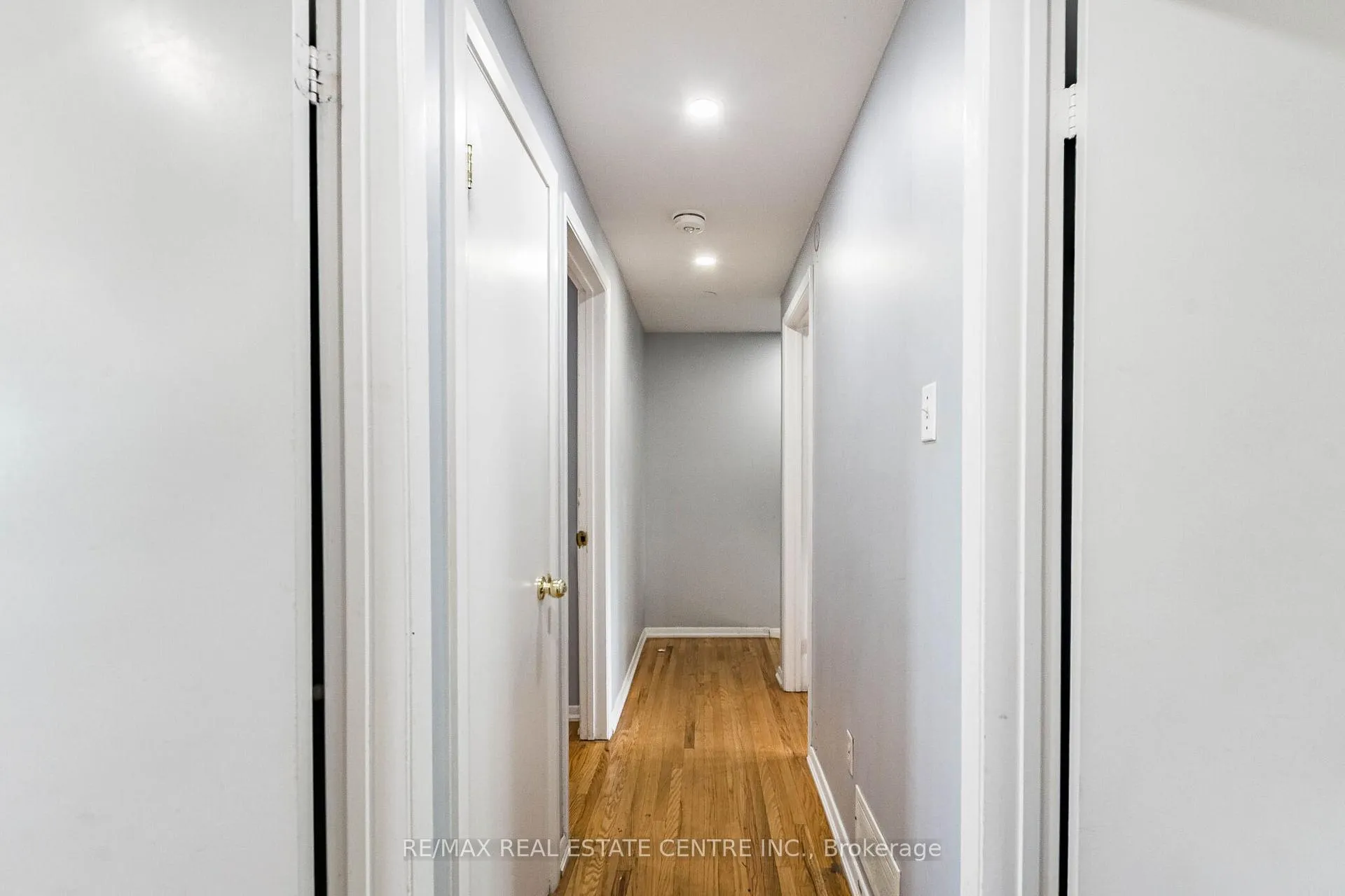 Photo 19 of 20 Earnscliffe Circle, Brampton, Southgate — HOMEH