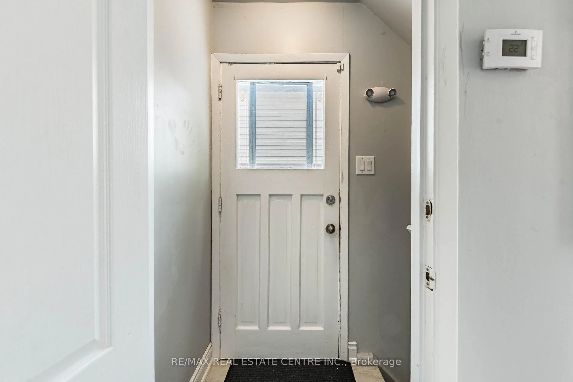 Photo 32 of 20 Earnscliffe Circle, Brampton, Southgate — HOMEH