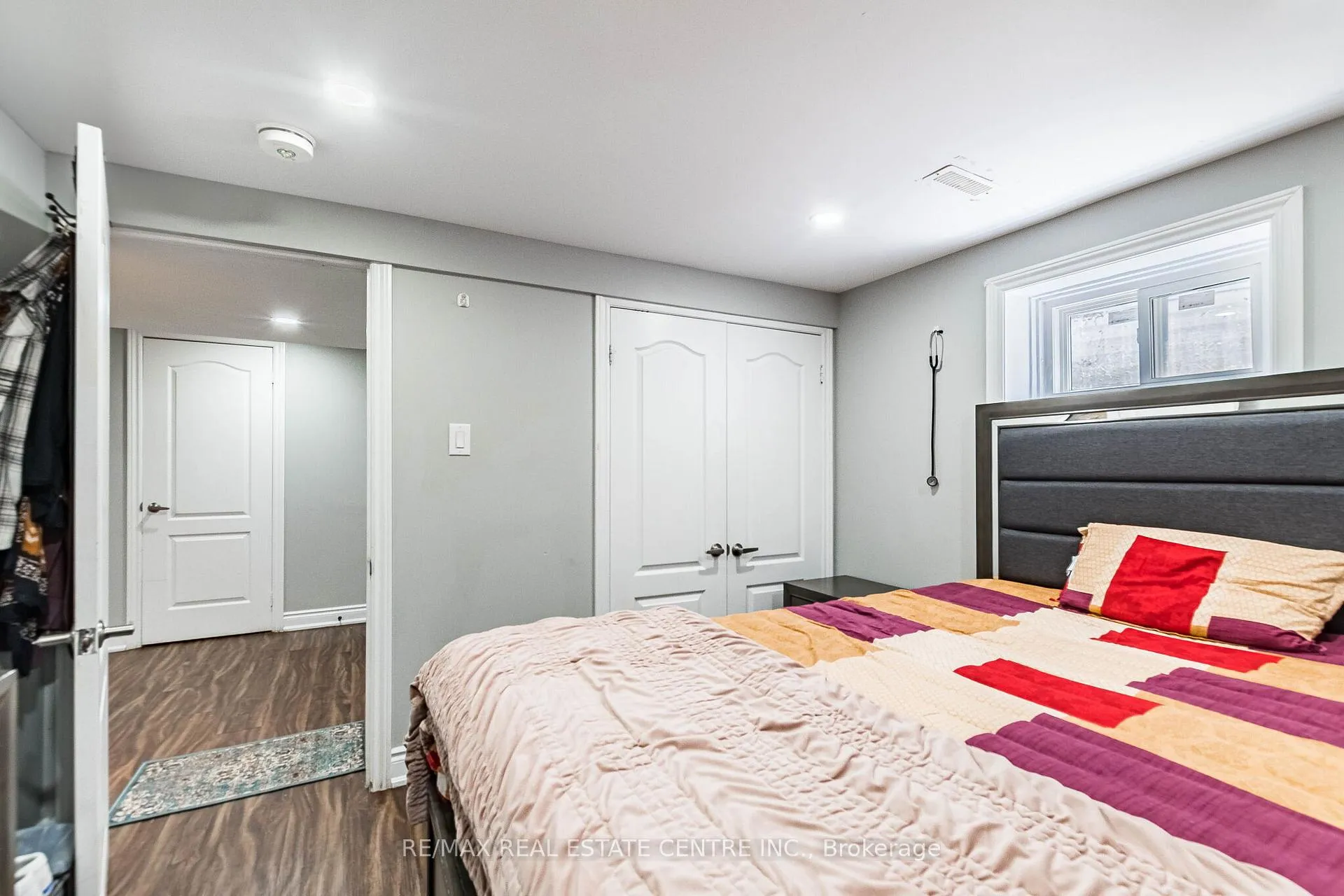 Photo 40 of 20 Earnscliffe Circle, Brampton, Southgate — HOMEH