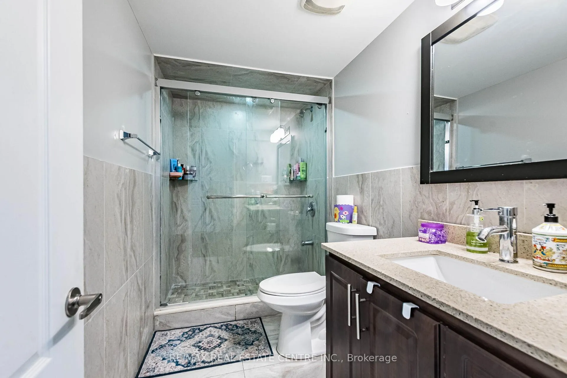 Photo 44 of 20 Earnscliffe Circle, Brampton, Southgate — HOMEH