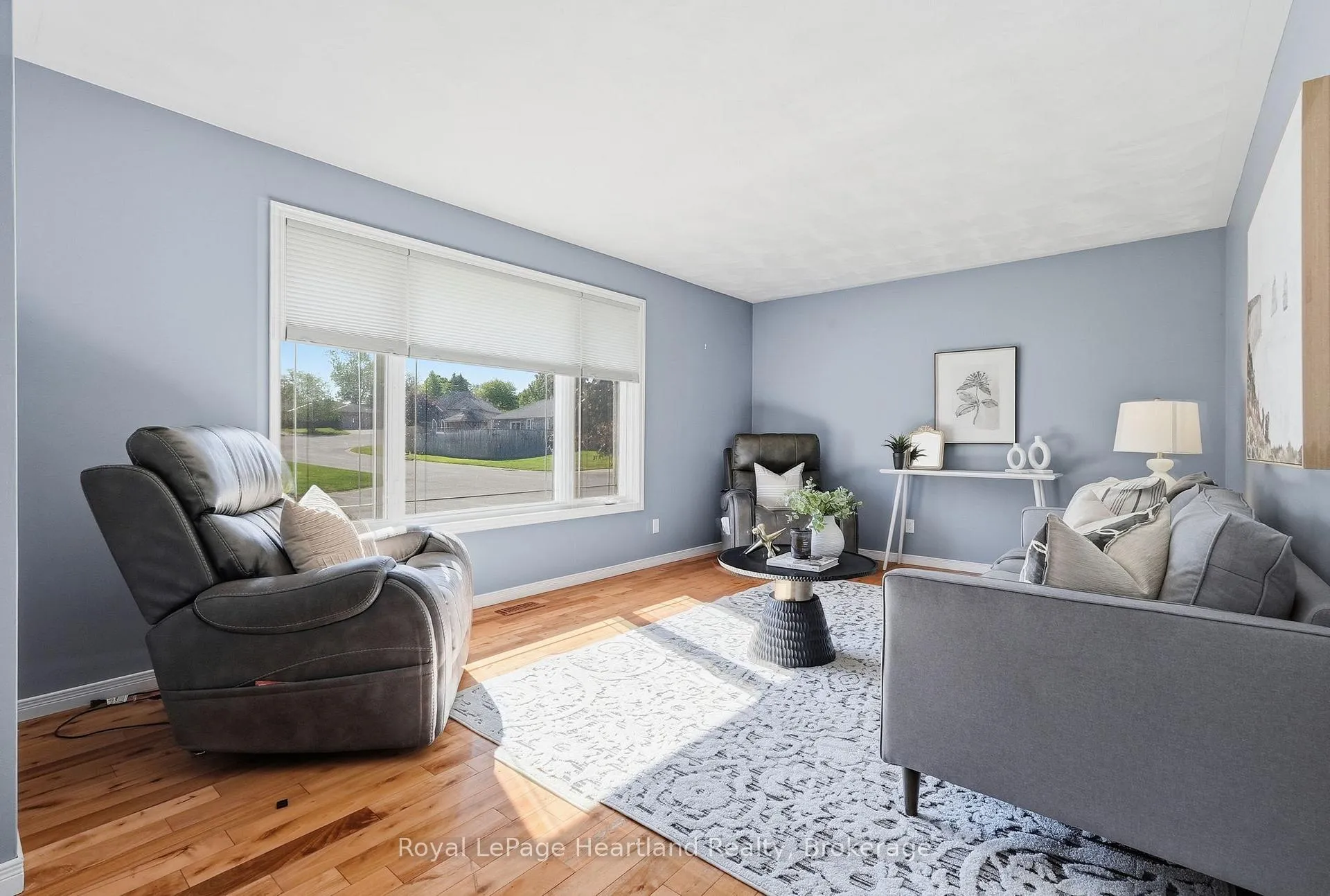 Photo 7 of 476 Carling Terrace, North Huron, Wingham — HOMEH