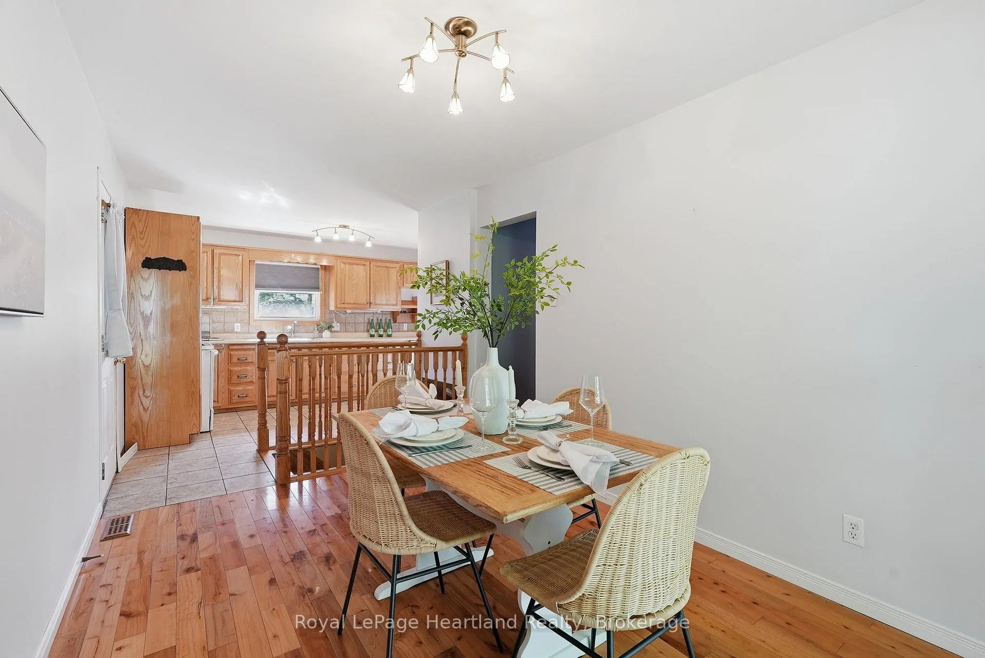 Photo 14 of 476 Carling Terrace, North Huron, Wingham — HOMEH