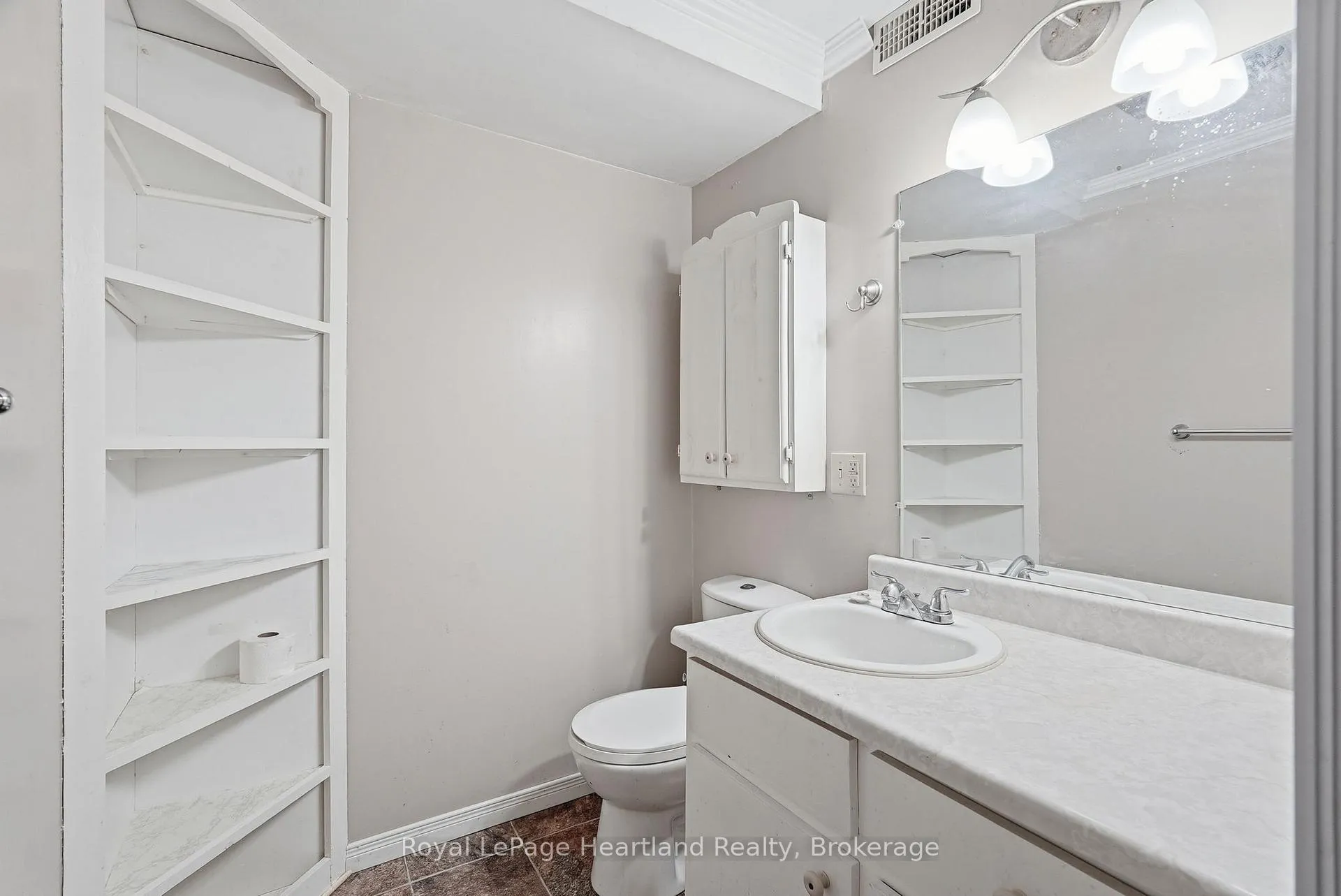 Photo 29 of 476 Carling Terrace, North Huron, Wingham — HOMEH