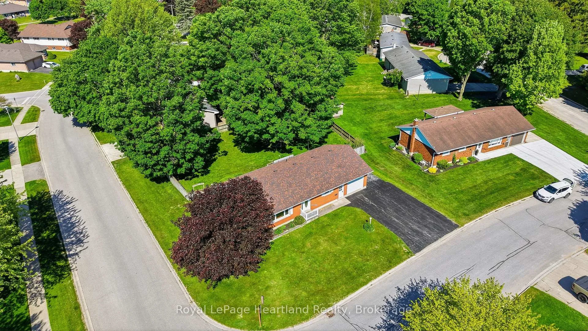 Photo 44 of 476 Carling Terrace, North Huron, Wingham — HOMEH