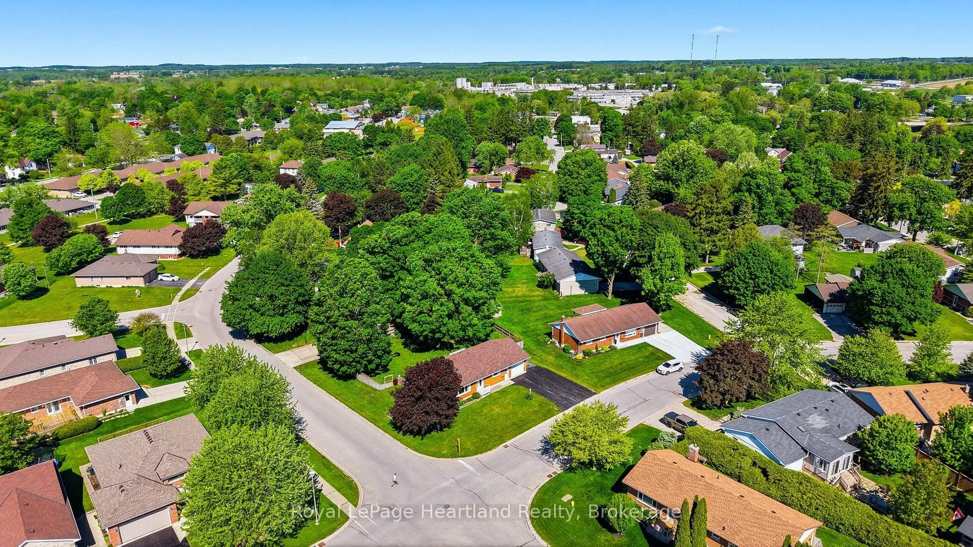 Photo 46 of 476 Carling Terrace, North Huron, Wingham — HOMEH