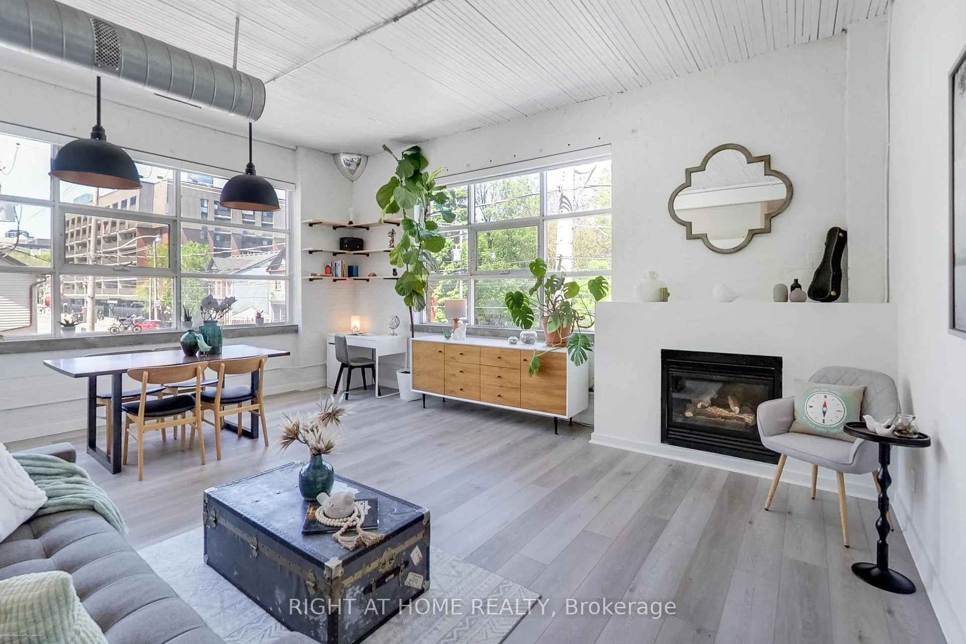 Photo 2 of Unit 218, 365 Dundas Street E, Toronto, Moss Park — HOMEH