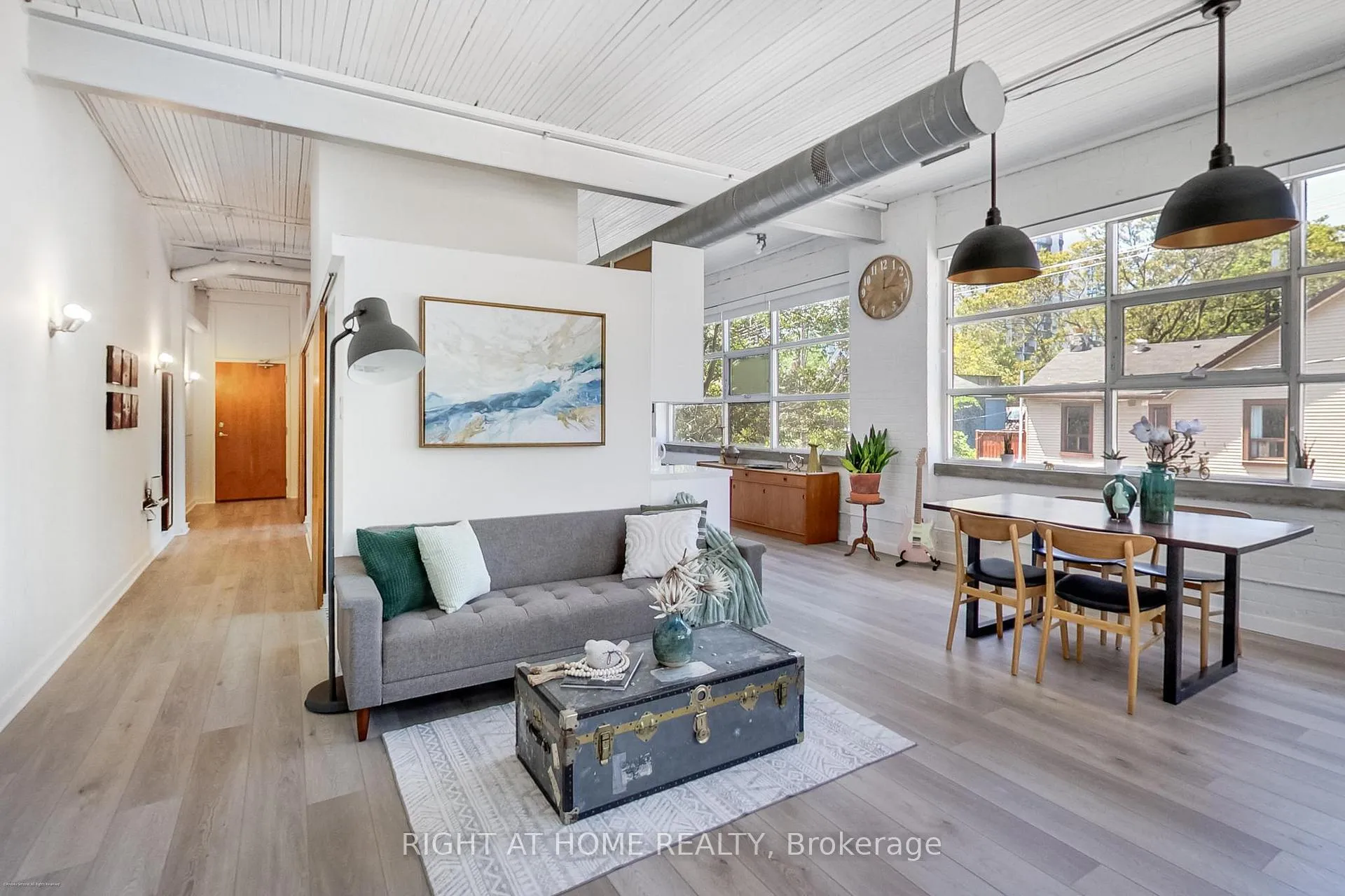 Photo 4 of Unit 218, 365 Dundas Street E, Toronto, Moss Park — HOMEH