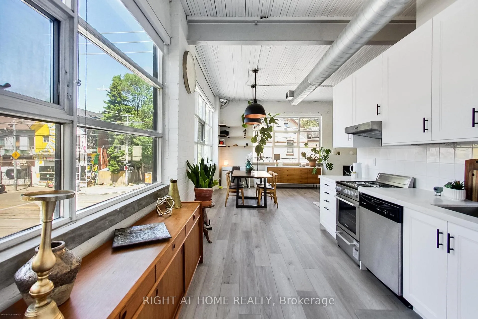 Photo 12 of Unit 218, 365 Dundas Street E, Toronto, Moss Park — HOMEH