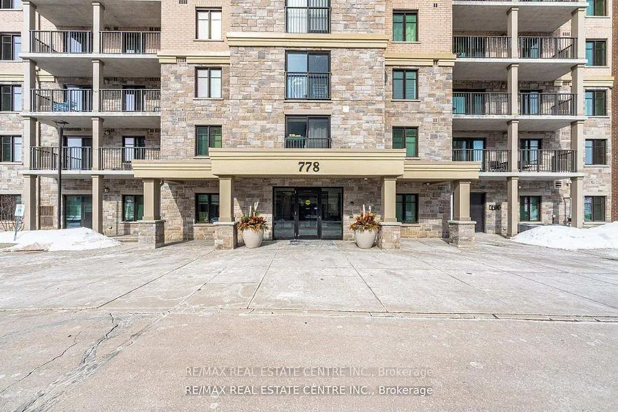 Photo 2 of Unit 114, 778 Laurelwood Drive, Waterloo, Columbia Forest/Clair Hills — HOMEH