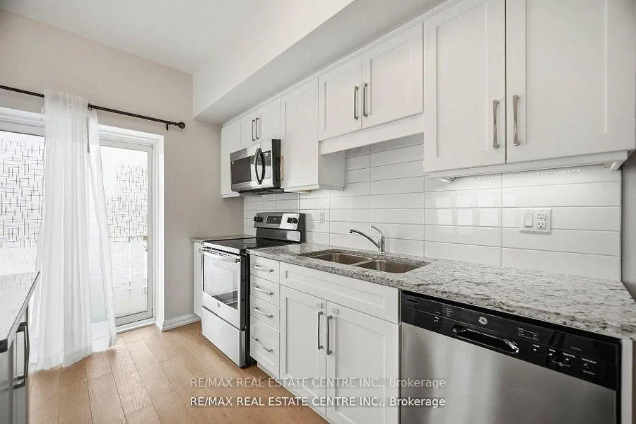 Photo 9 of Unit 114, 778 Laurelwood Drive, Waterloo, Columbia Forest/Clair Hills — HOMEH