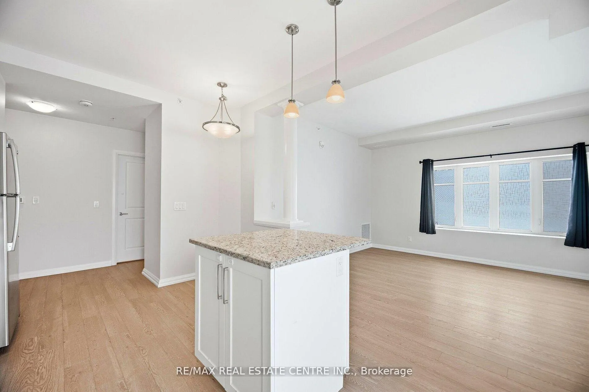 Photo 11 of Unit 114, 778 Laurelwood Drive, Waterloo, Columbia Forest/Clair Hills — HOMEH