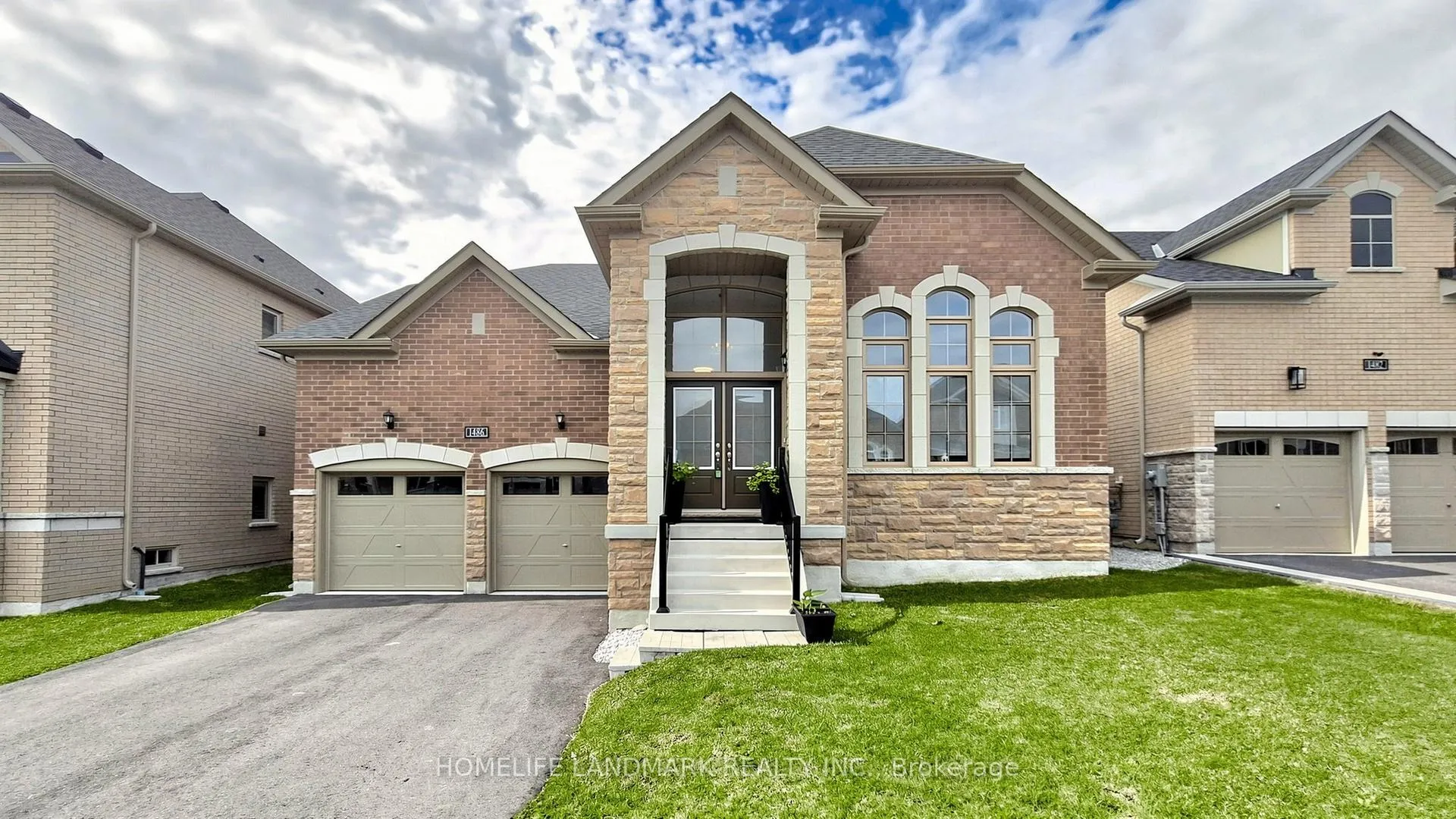 Front of 1486 Broderick Street