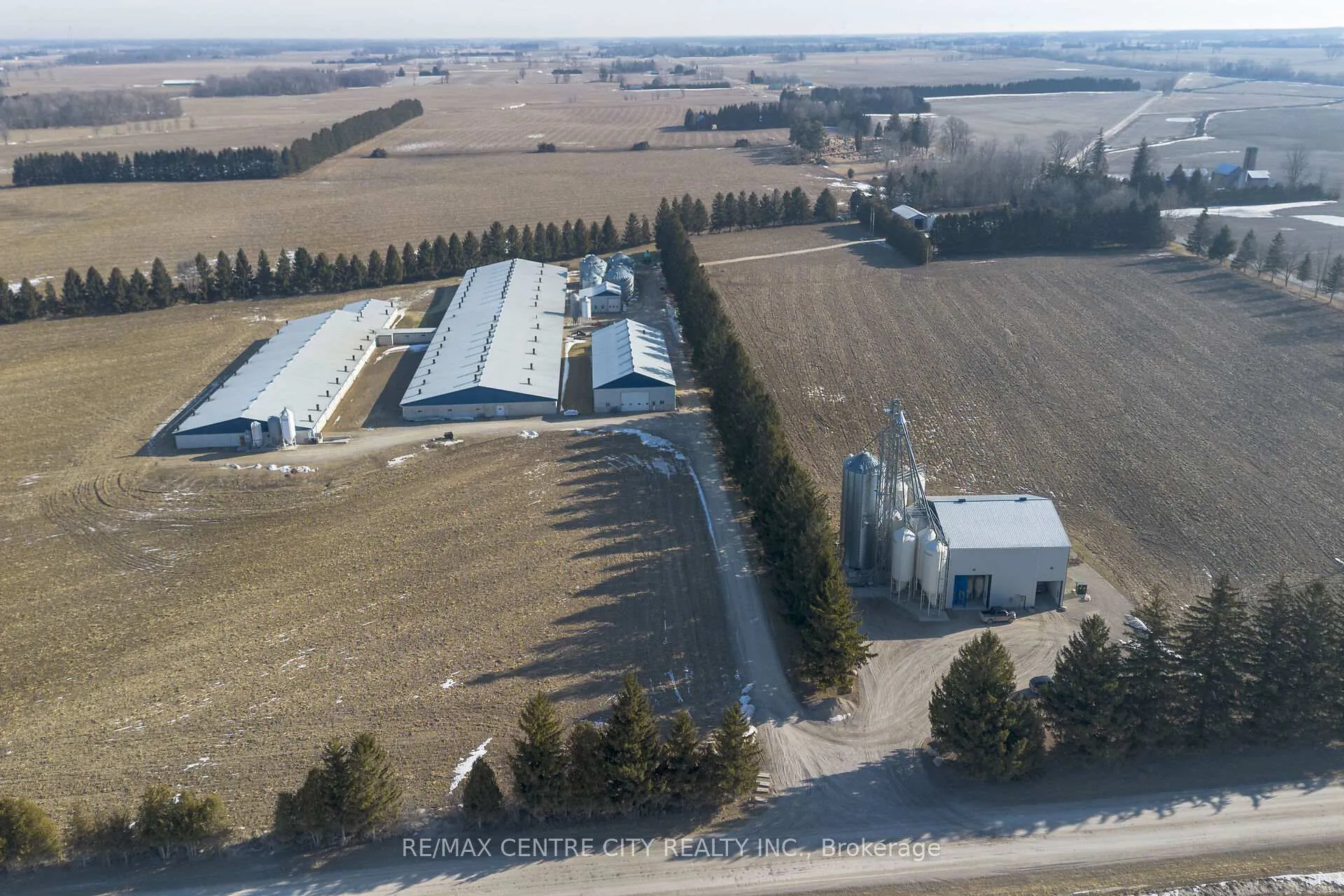 Photo 6 of 13875 Gosnell Line, Chatham-Kent, Highgate — HOMEH