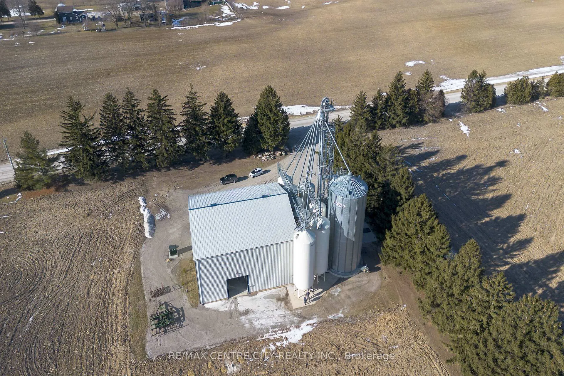 Photo 10 of 13875 Gosnell Line, Chatham-Kent, Highgate — HOMEH