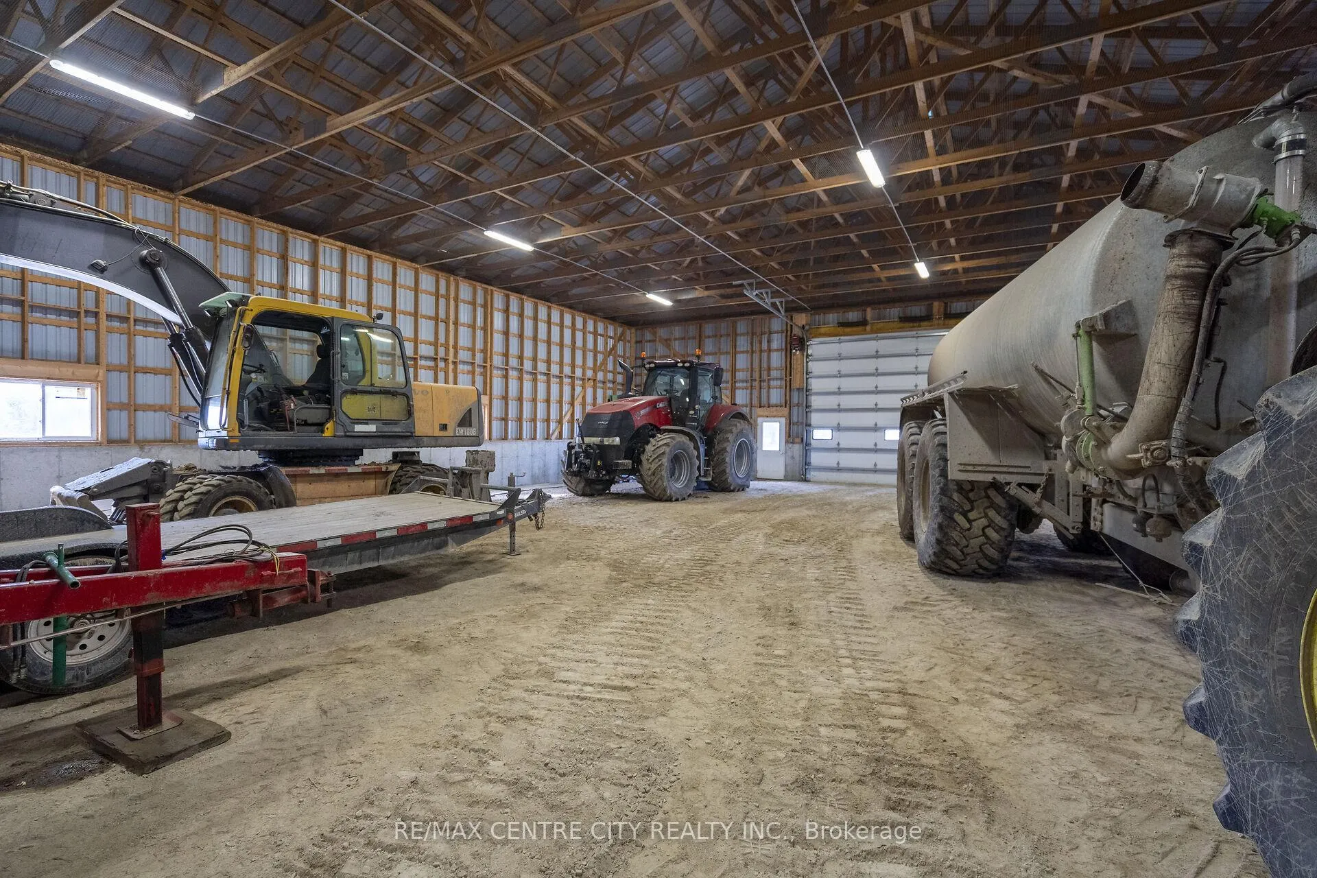Photo 20 of 13875 Gosnell Line, Chatham-Kent, Highgate — HOMEH