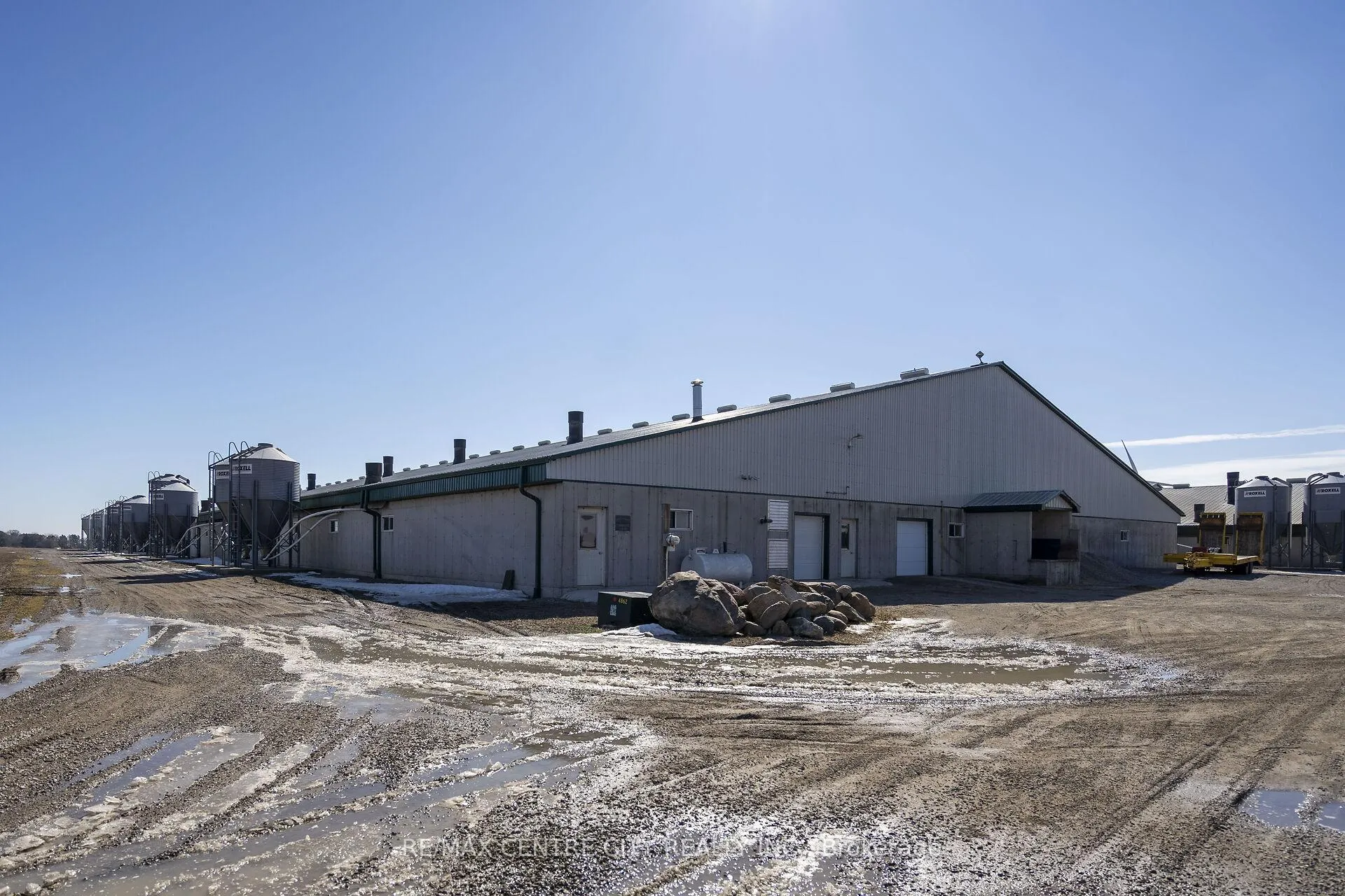Photo 23 of 18692 Palmyra Road, Chatham-Kent, Orford — HOMEH