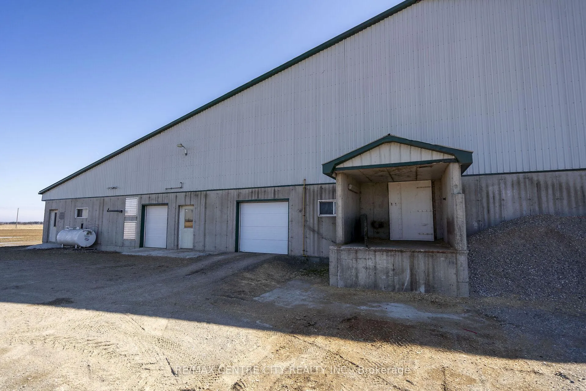 Photo 26 of 18692 Palmyra Road, Chatham-Kent, Orford — HOMEH
