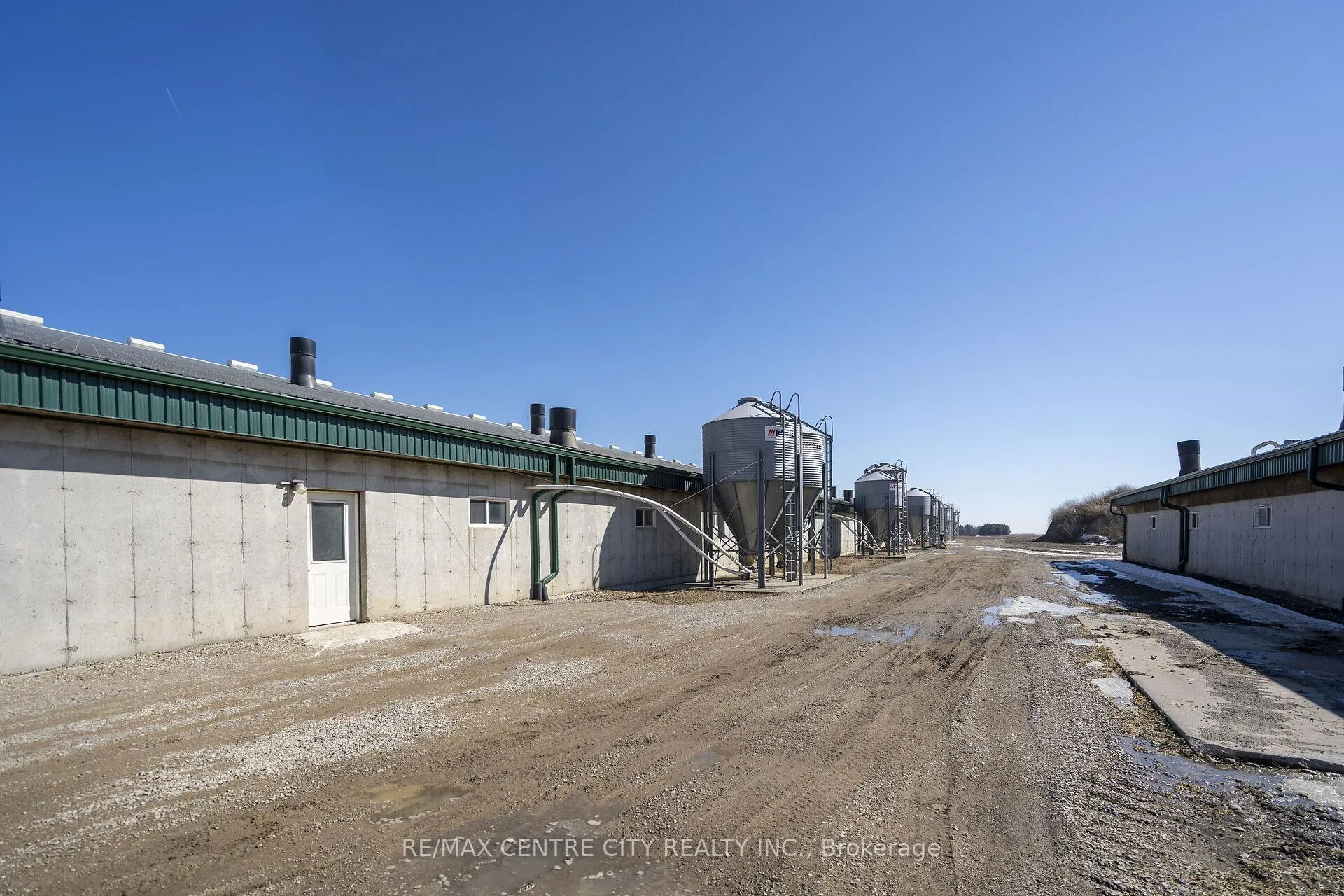 Photo 33 of 18692 Palmyra Road, Chatham-Kent, Orford — HOMEH