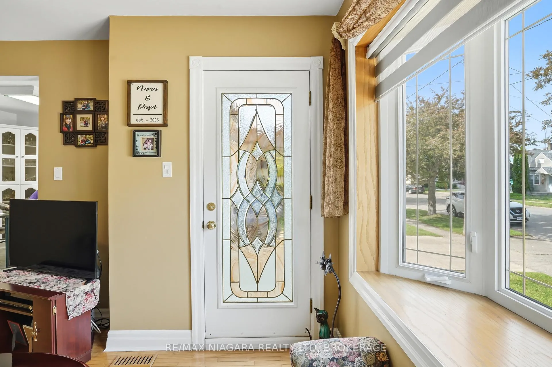 Photo 9 of 270 Mcalpine Avenue S, Welland, Lincoln/Crowland — HOMEH