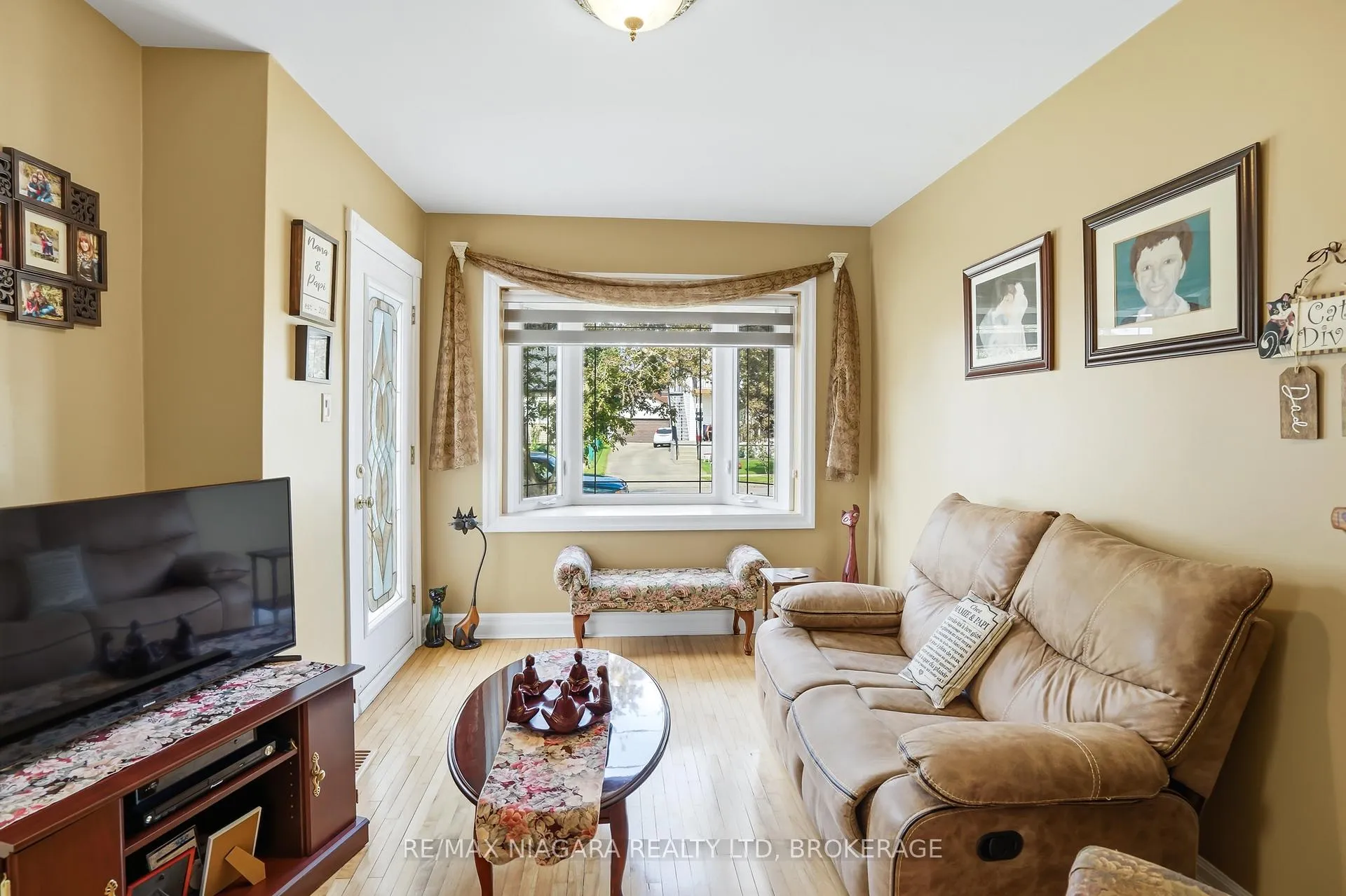 Photo 11 of 270 Mcalpine Avenue S, Welland, Lincoln/Crowland — HOMEH