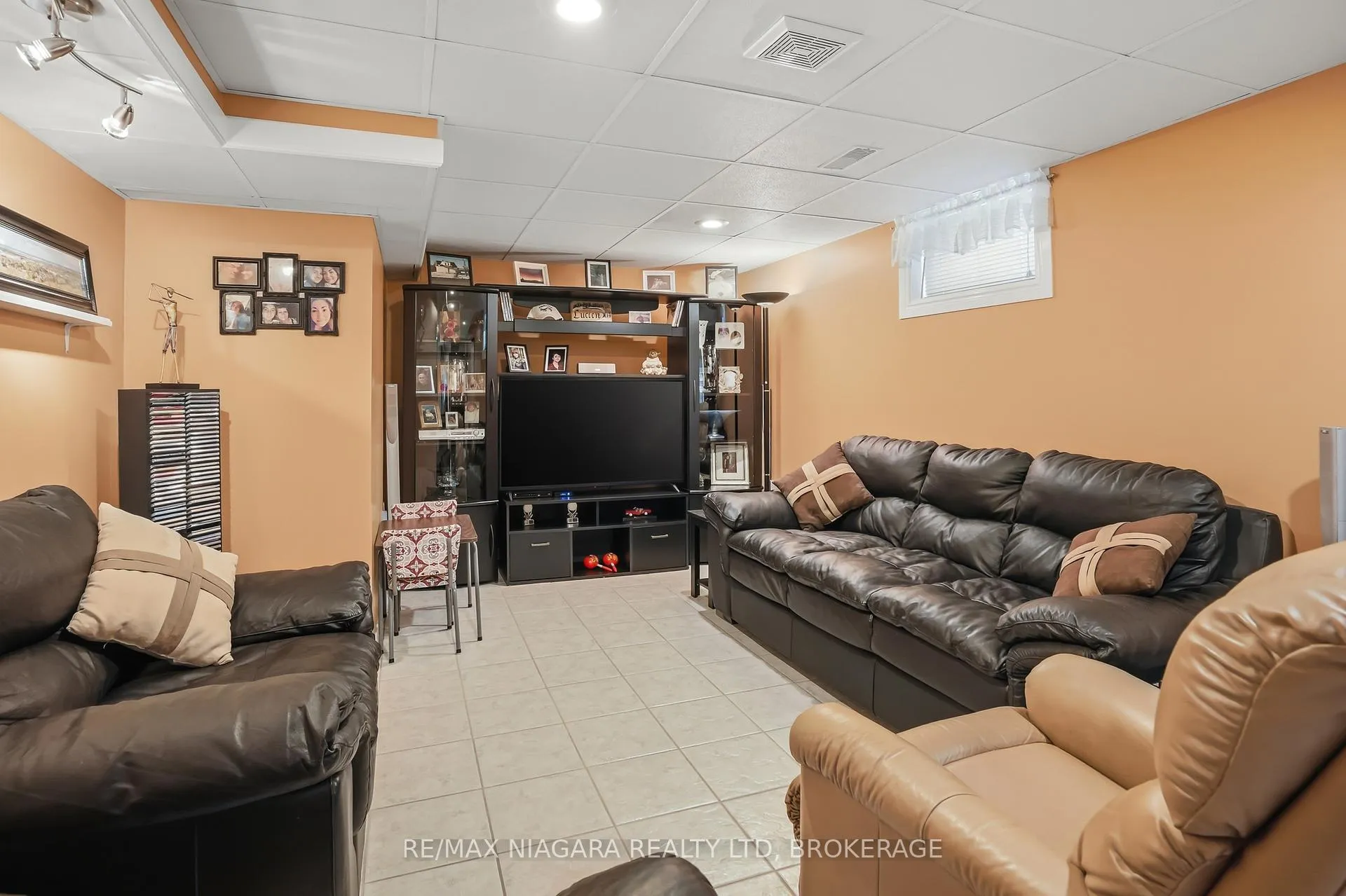 Photo 22 of 270 Mcalpine Avenue S, Welland, Lincoln/Crowland — HOMEH