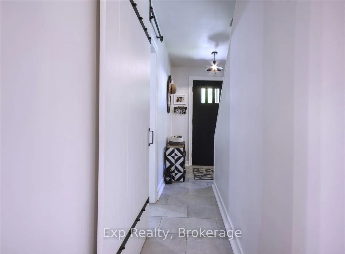 Photo 10 of 508 Cordach Crescent, Peterborough, Town Ward 3 — HOMEH