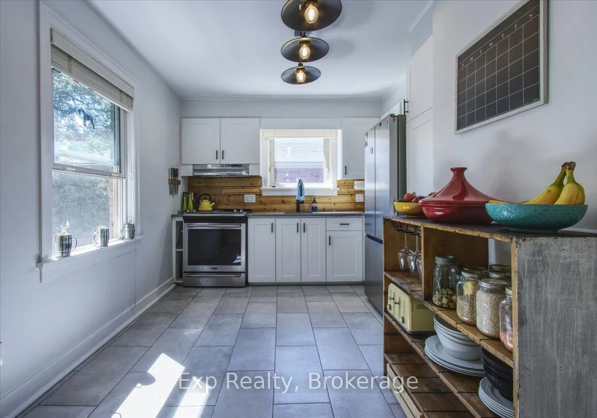 Photo 15 of 508 Cordach Crescent, Peterborough, Town Ward 3 — HOMEH