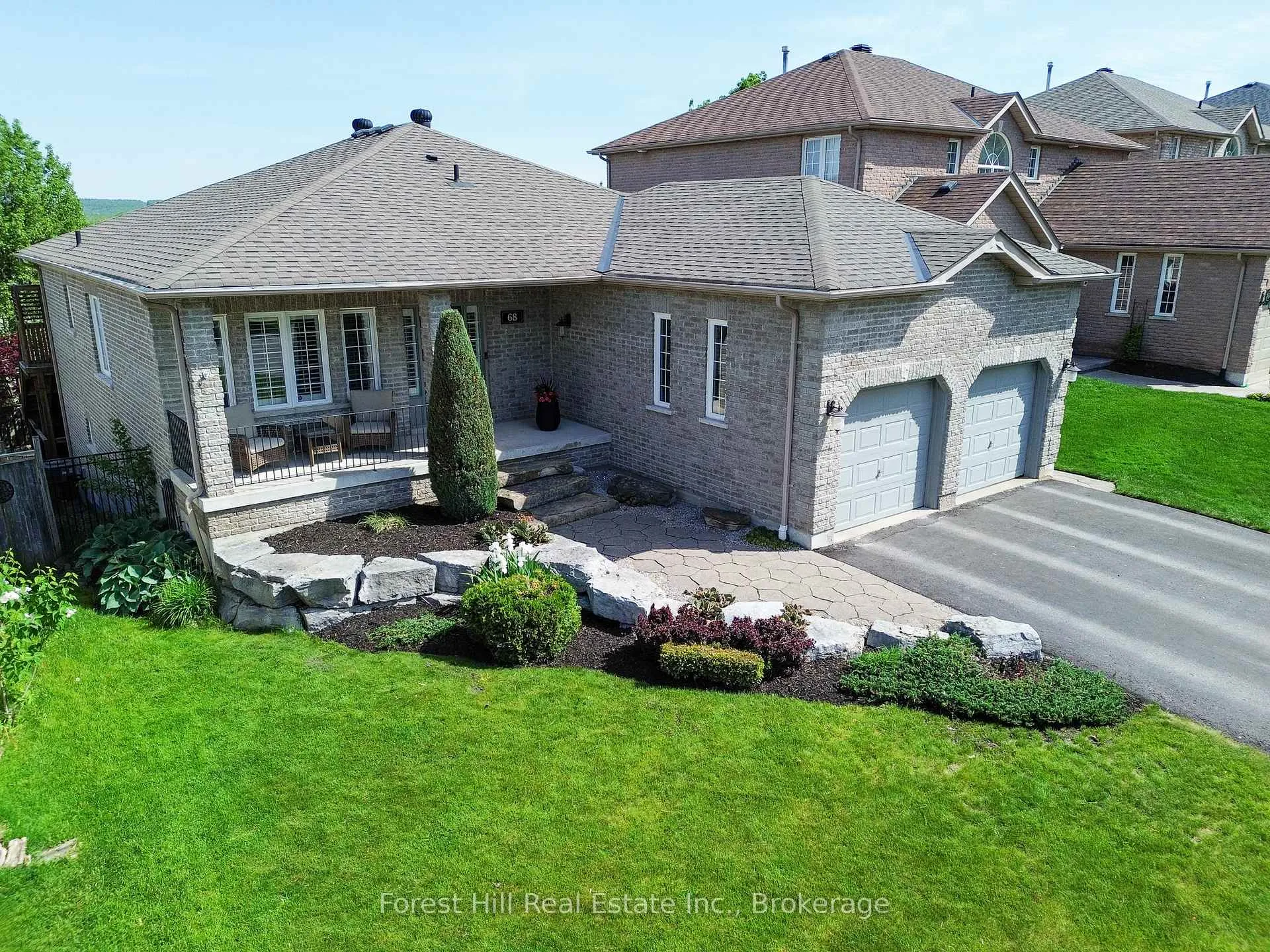 Photo 5 of 68 Silver Trail S, Barrie, Ardagh — HOMEH