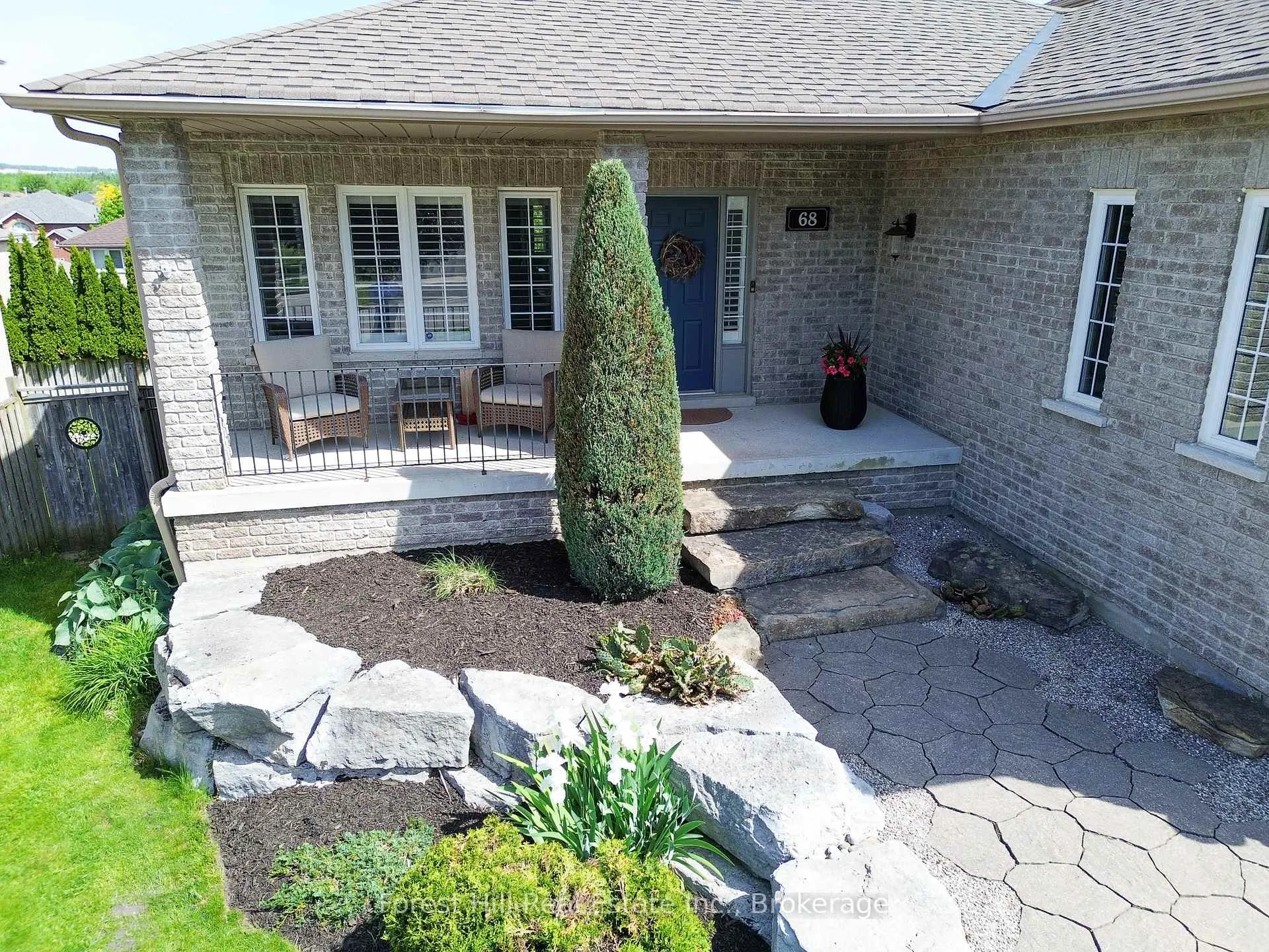 Photo 6 of 68 Silver Trail S, Barrie, Ardagh — HOMEH