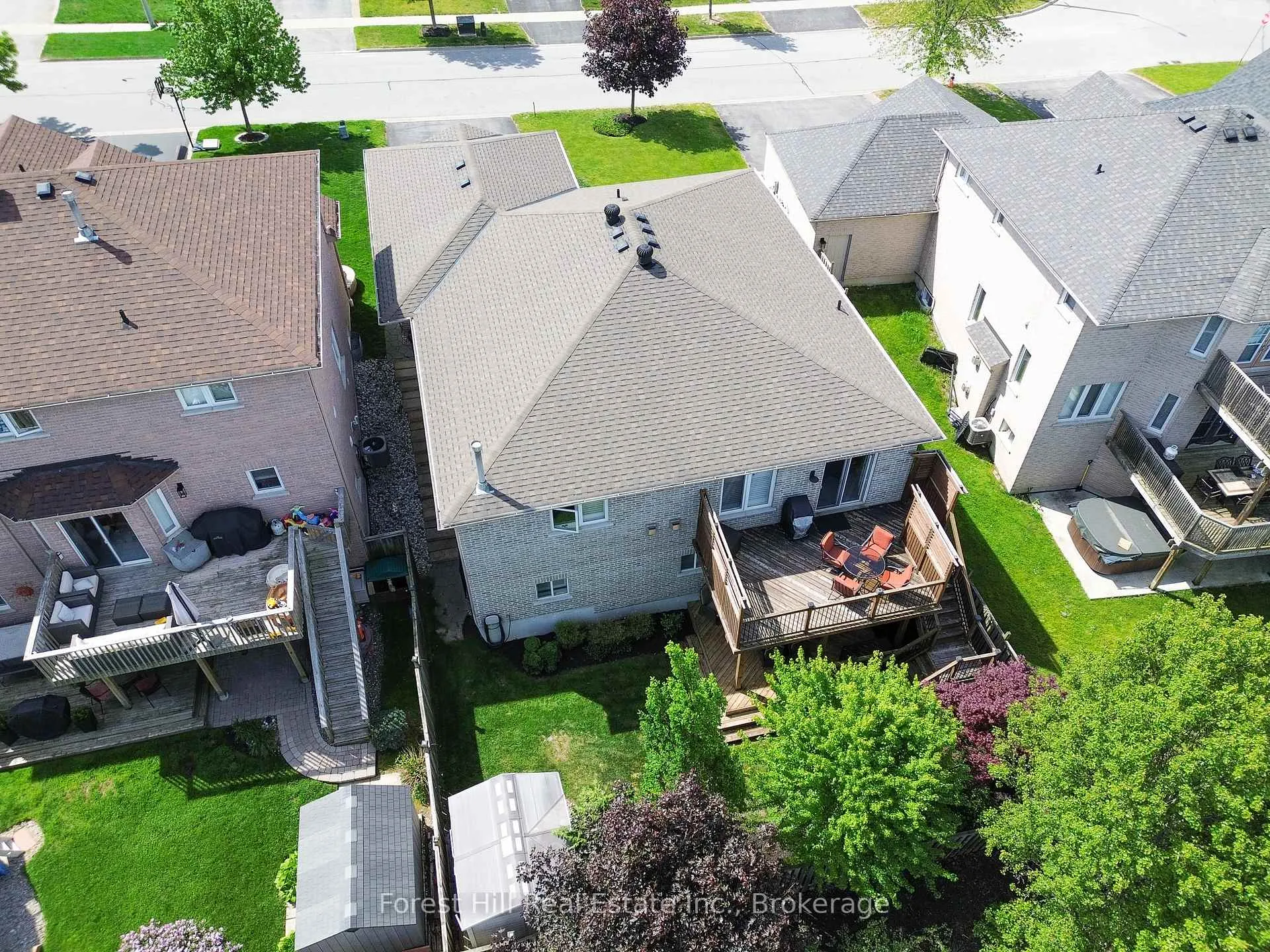 Photo 13 of 68 Silver Trail S, Barrie, Ardagh — HOMEH