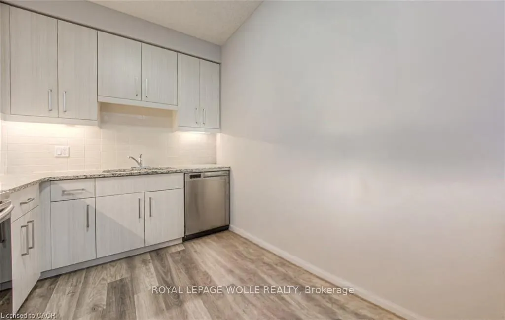Photo 5 of Unit 1, 54 Bridge Street W, Kitchener — HOMEH