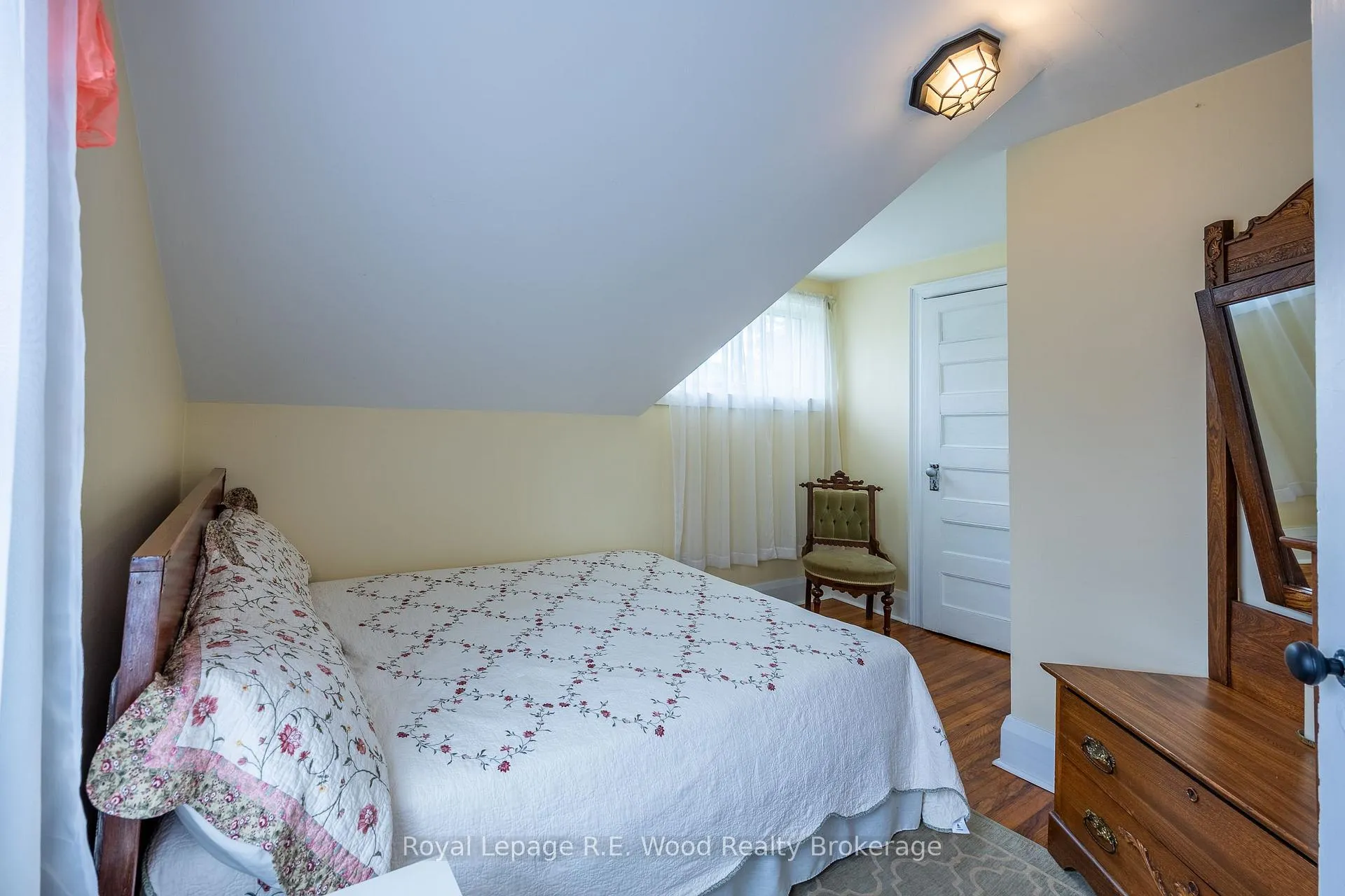 Photo 28 of 25 Edison Drive, Bayham, Vienna — HOMEH