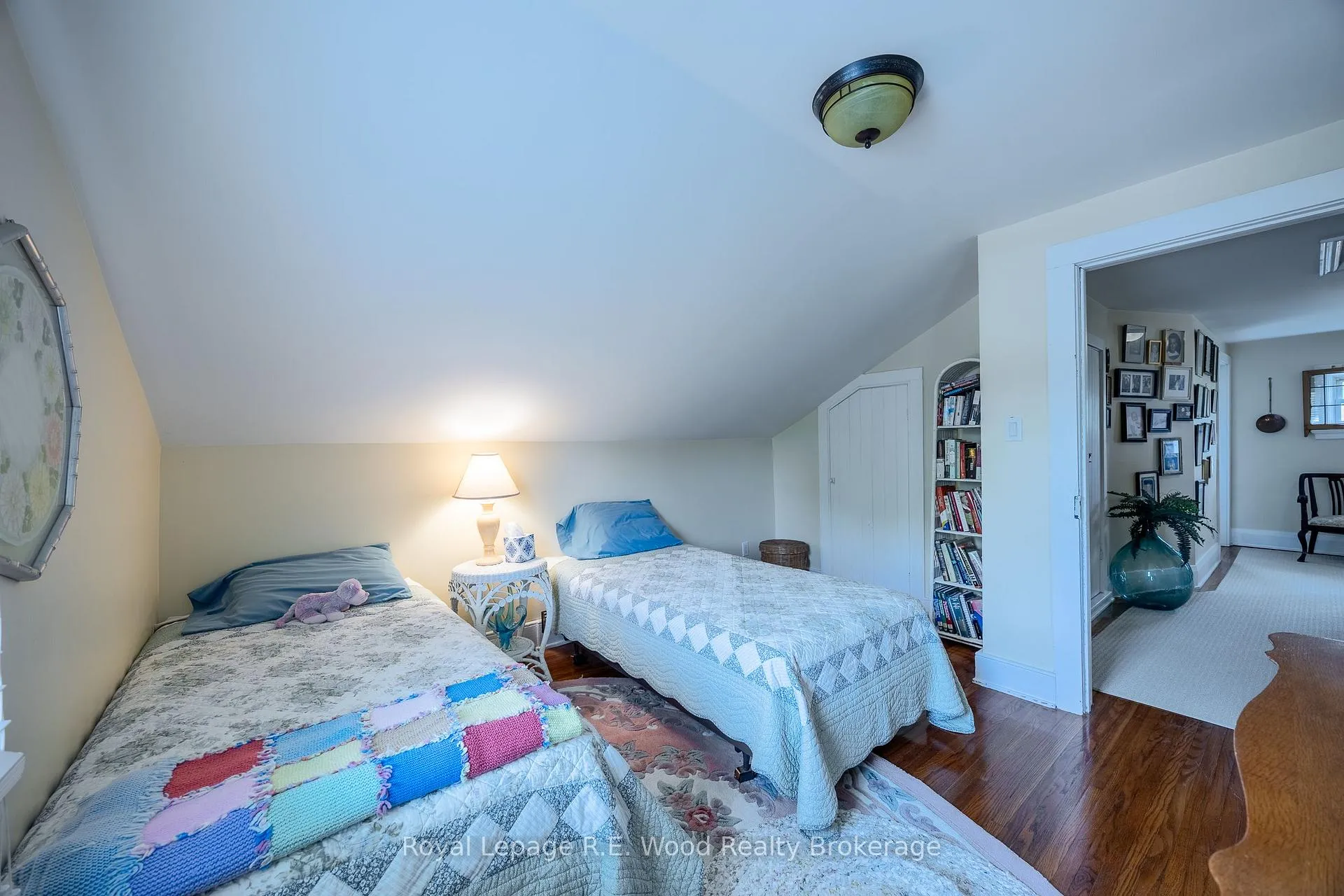 Photo 32 of 25 Edison Drive, Bayham, Vienna — HOMEH