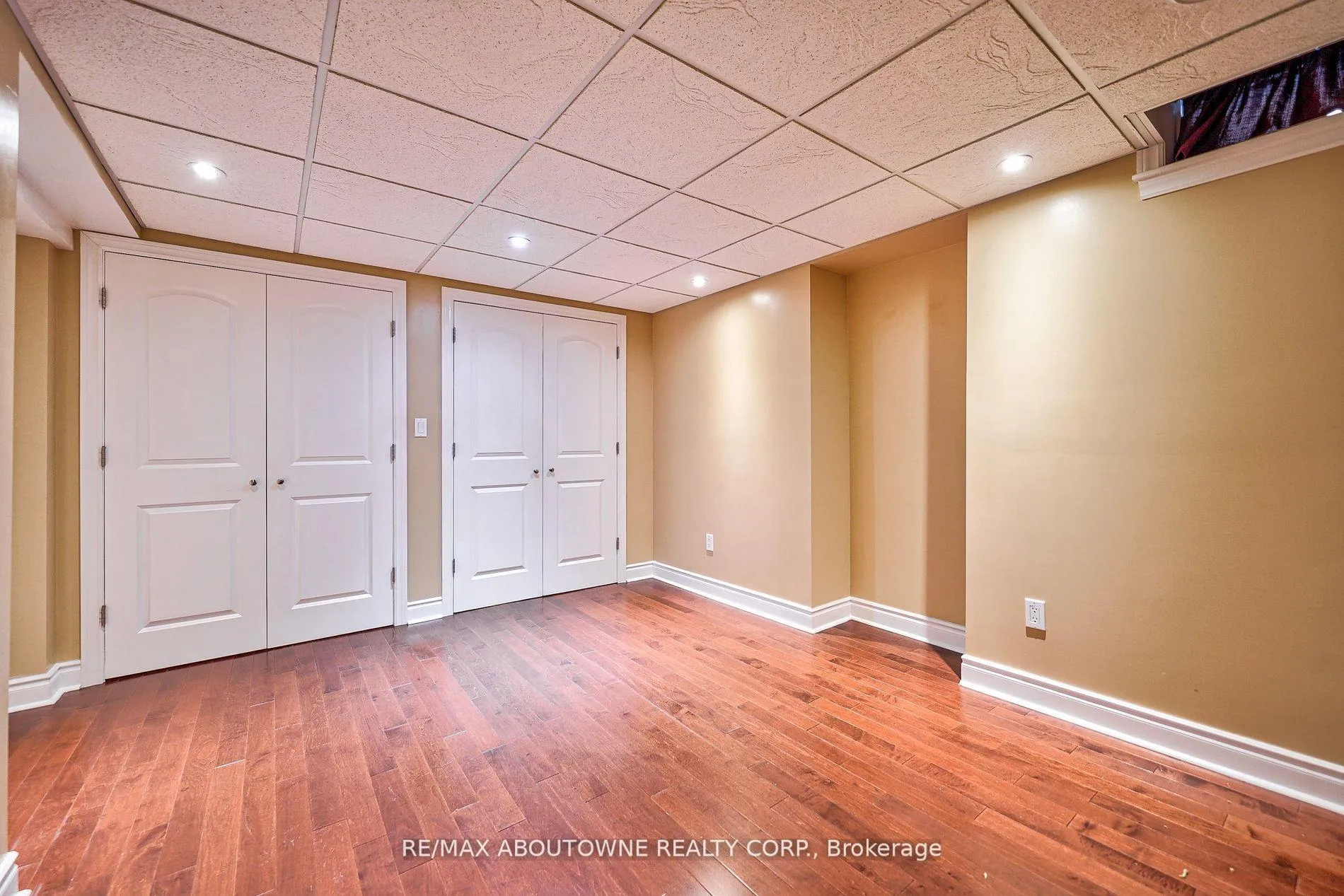 Photo 10 of 104 Cabinet Crescent, Vaughan, West Woodbridge — HOMEH